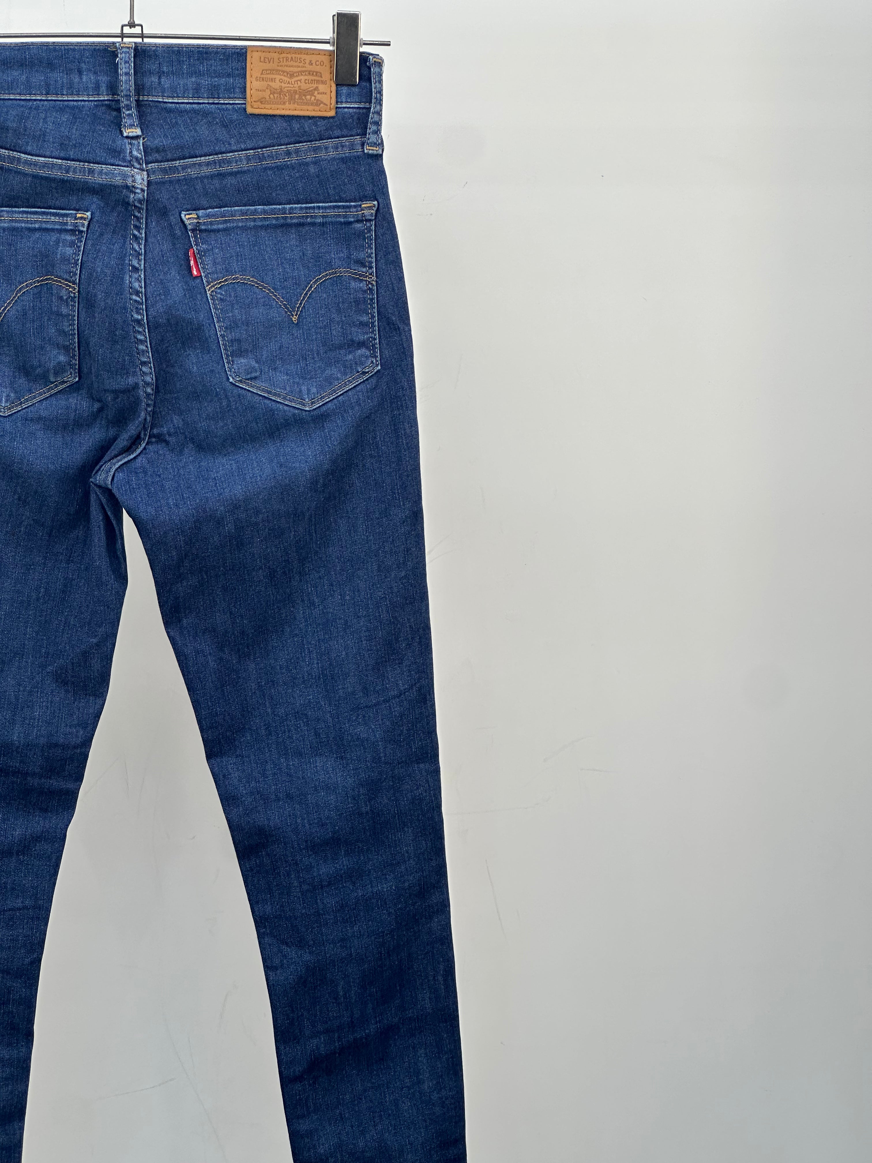 LEVI'S HIGH RISE SUPER SKINNY TAGLIA: 40 ITA = W26 L32