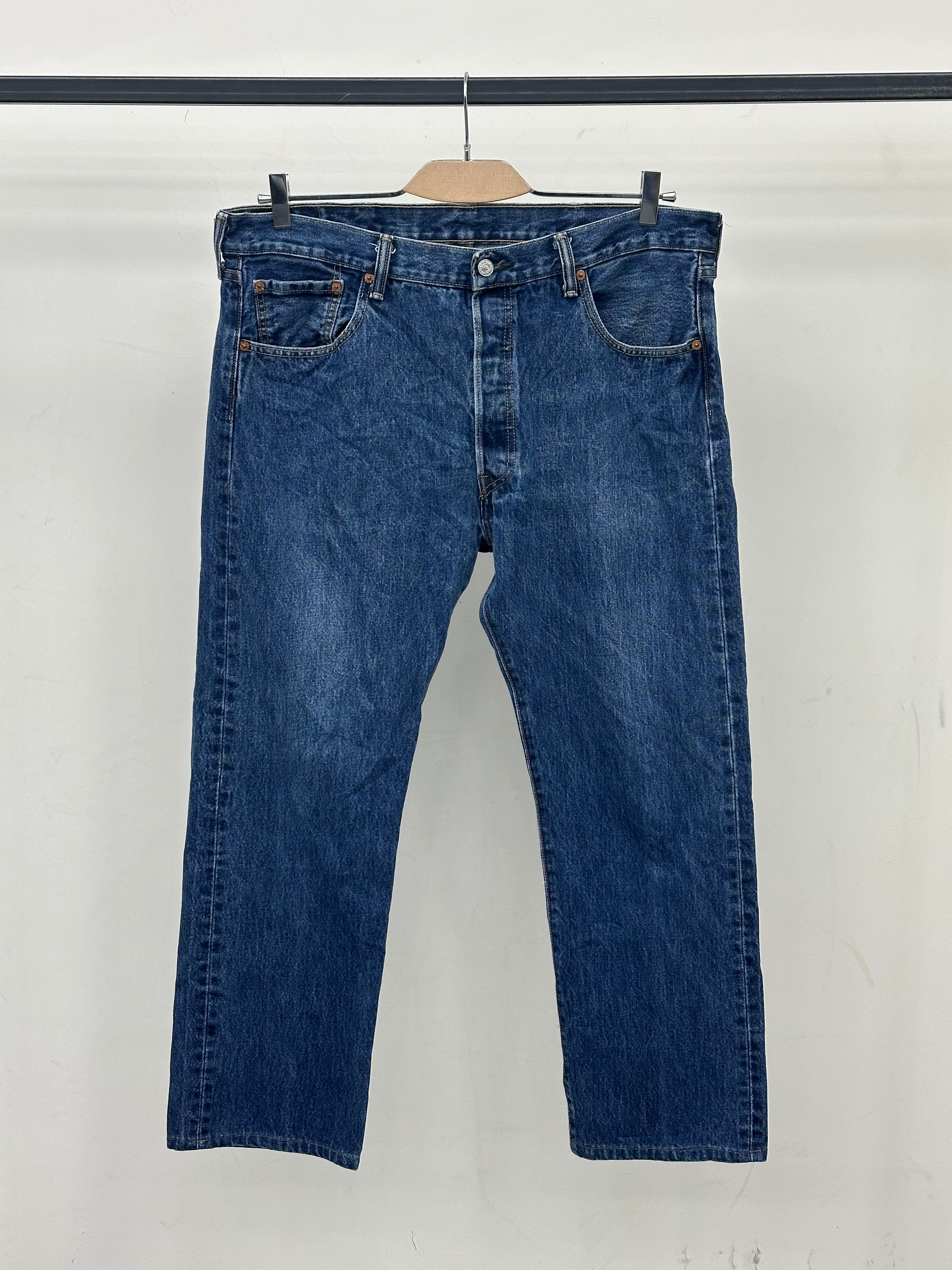 LEVI'S 501 REGULAR FIT TAGLIA: 52 ITA = W38 L30