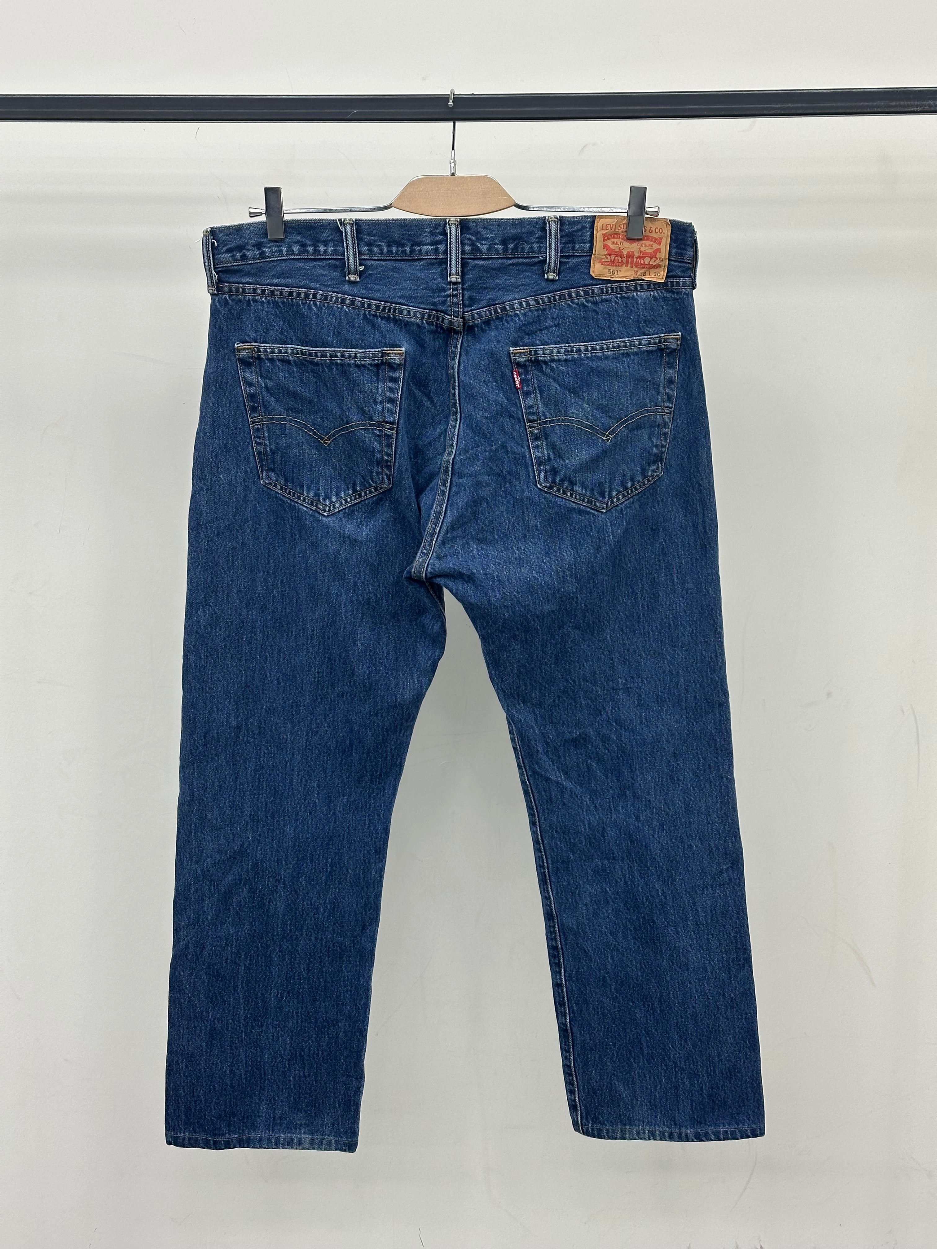 LEVI'S 501 REGULAR FIT TAGLIA: 52 ITA = W38 L30