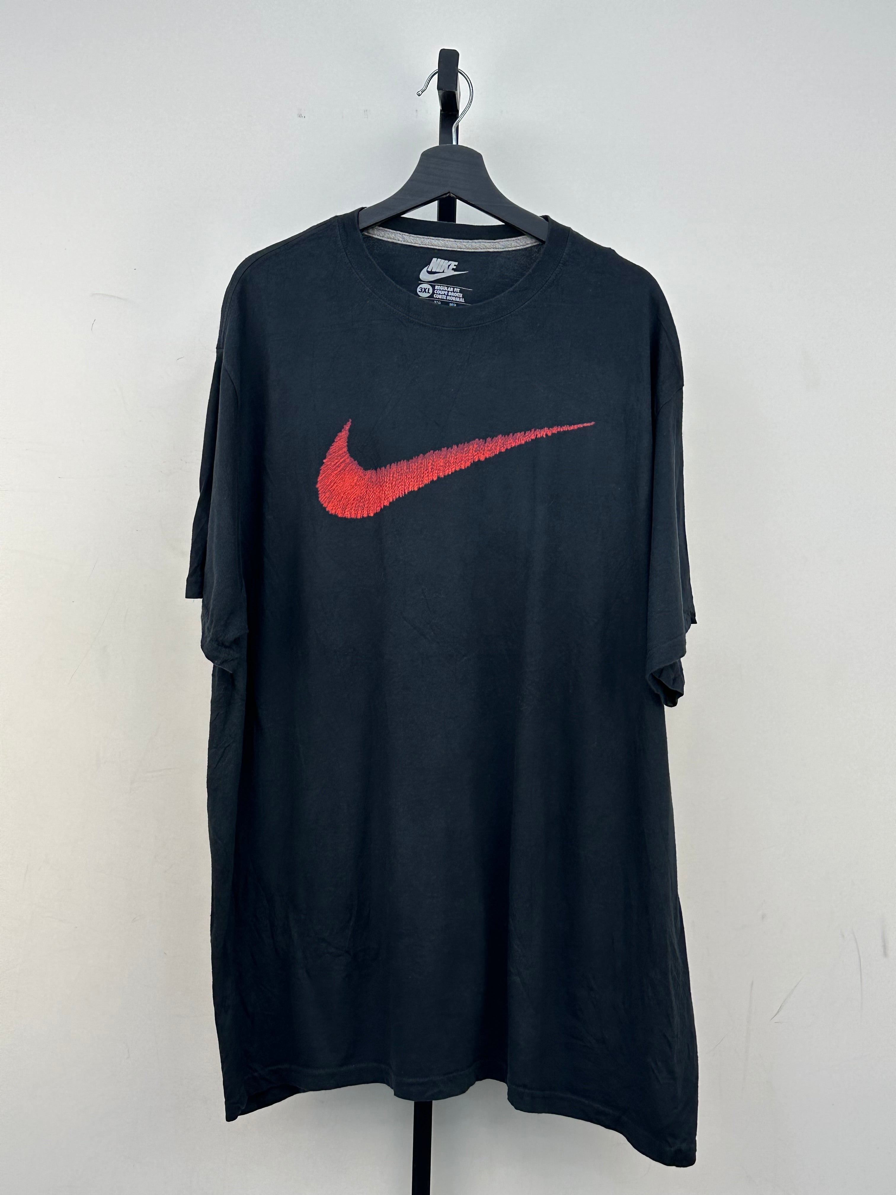 T-SHIRT NIKE TAGLIA: 3XL