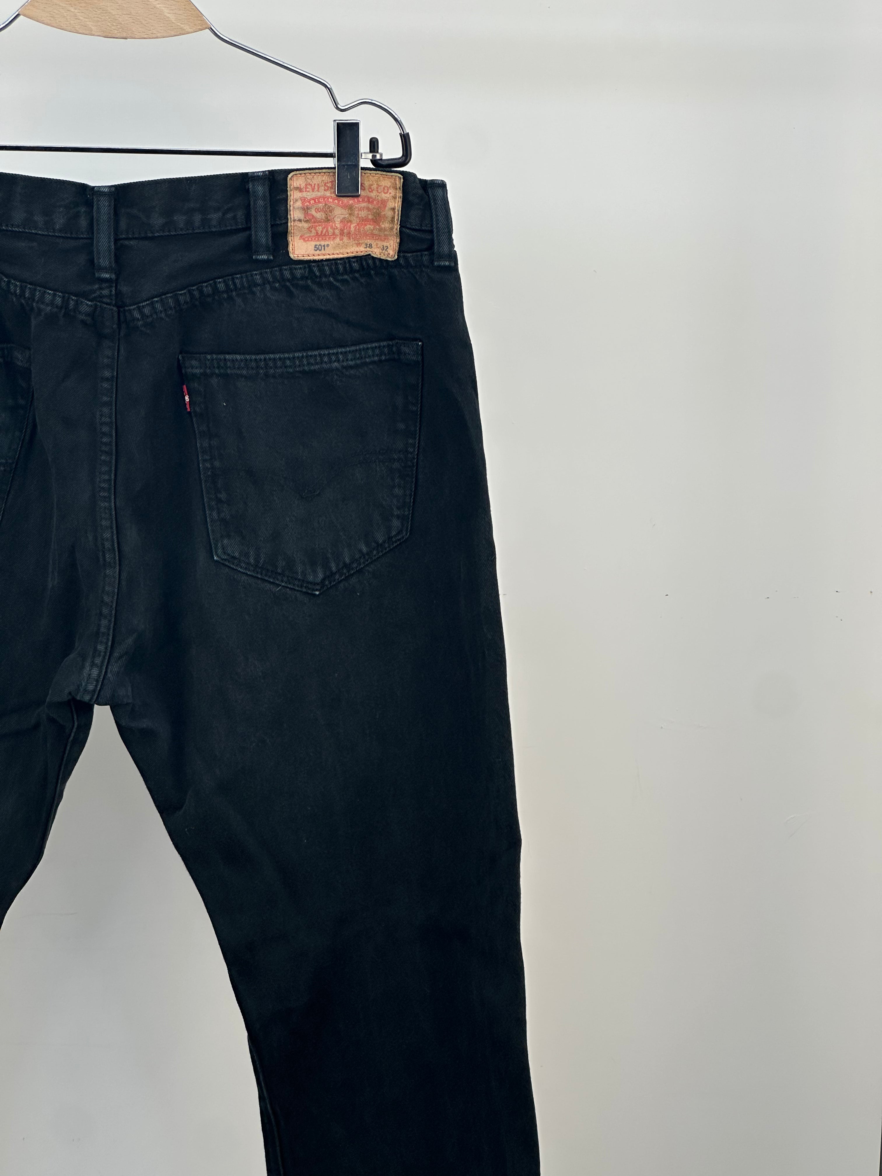 LEVI'S 501 TAGLIA: 52 = W38 L 32