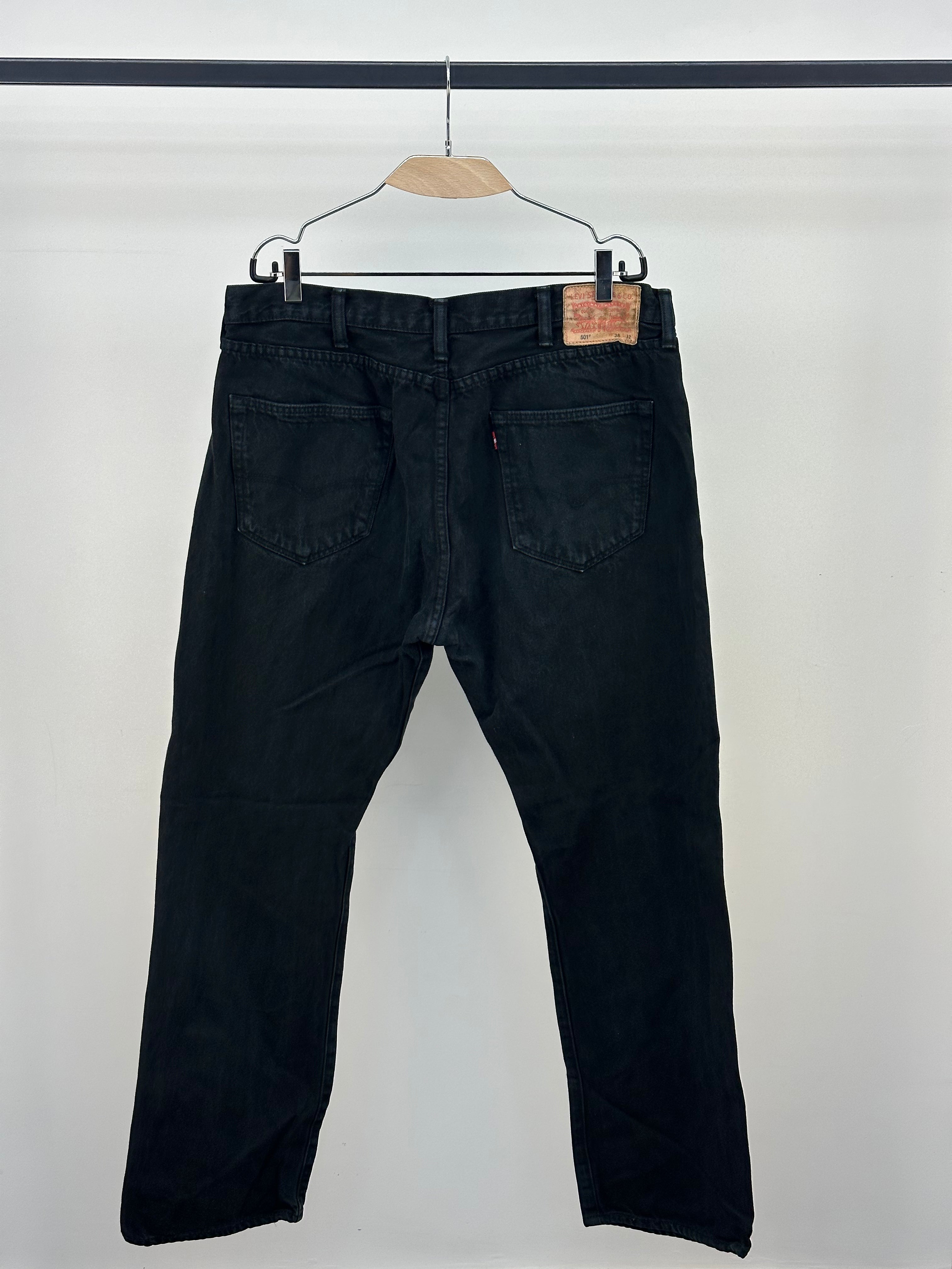 LEVI'S 501 TAGLIA: 52 = W38 L 32