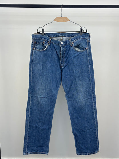 LEVI'S 501 TAGLIA: 52 = W38 L 32