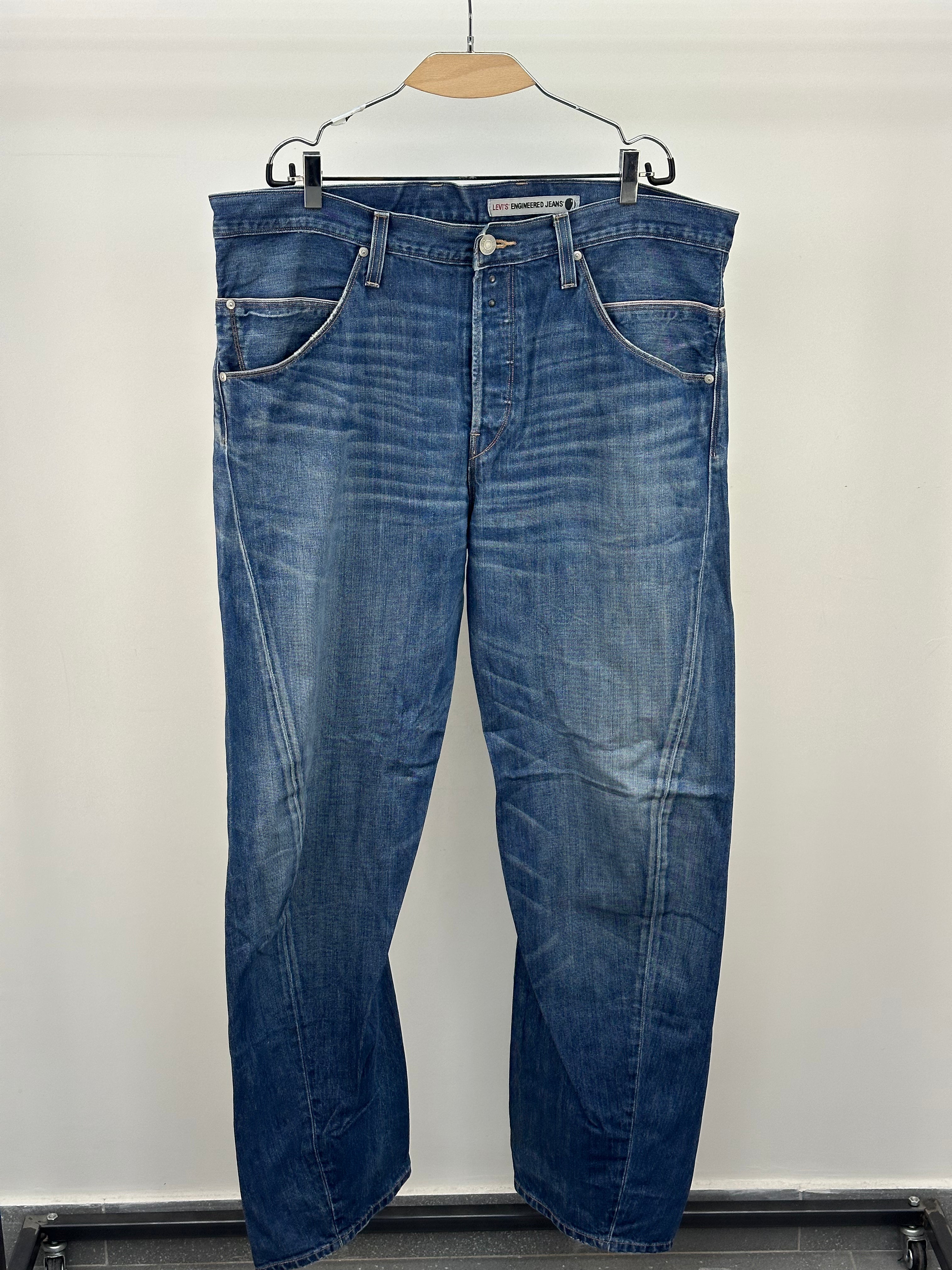 LEVI'S ENGINEERED TAGLIA: 52 = W38