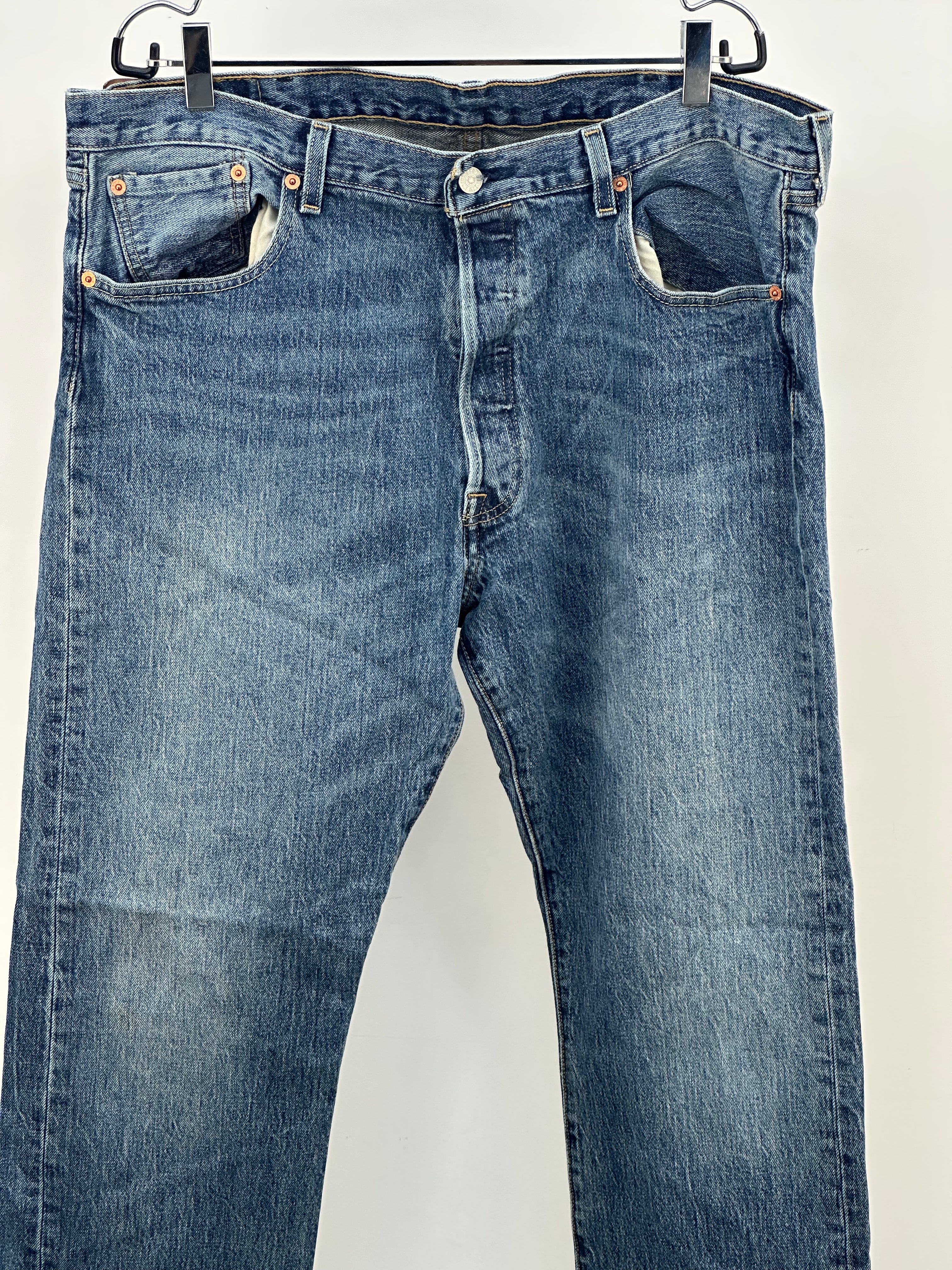 LEVI'S 501 TAGLIA: 52 = W38 L 32