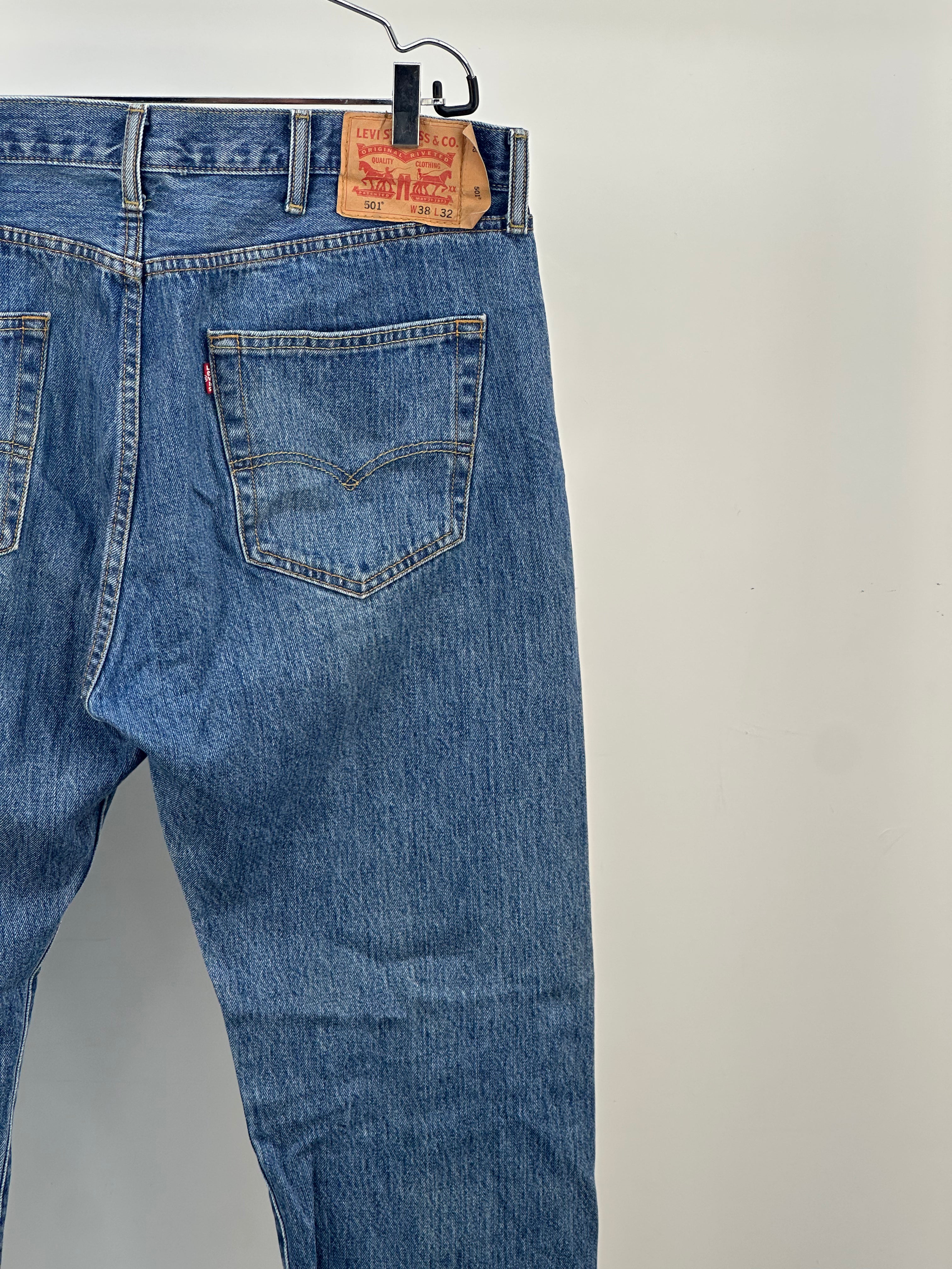 LEVI'S 501 TAGLIA: 52 = W38 L 32