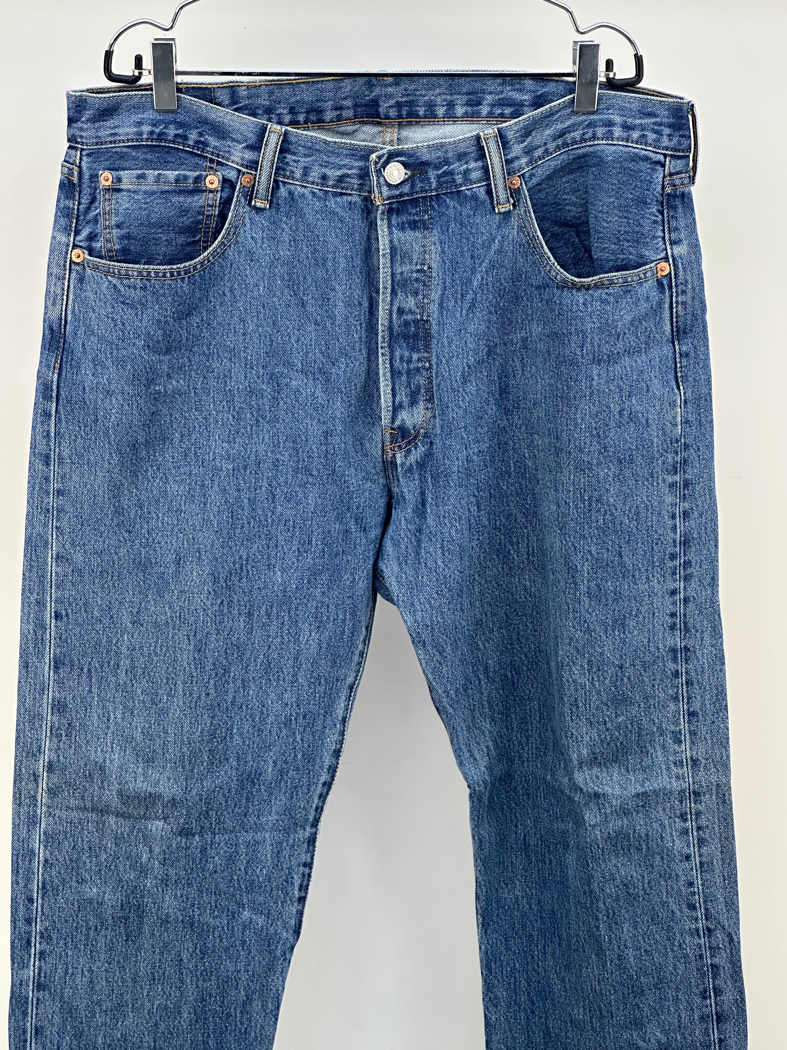 LEVI'S 501 TAGLIA: 52 = W38 L 32