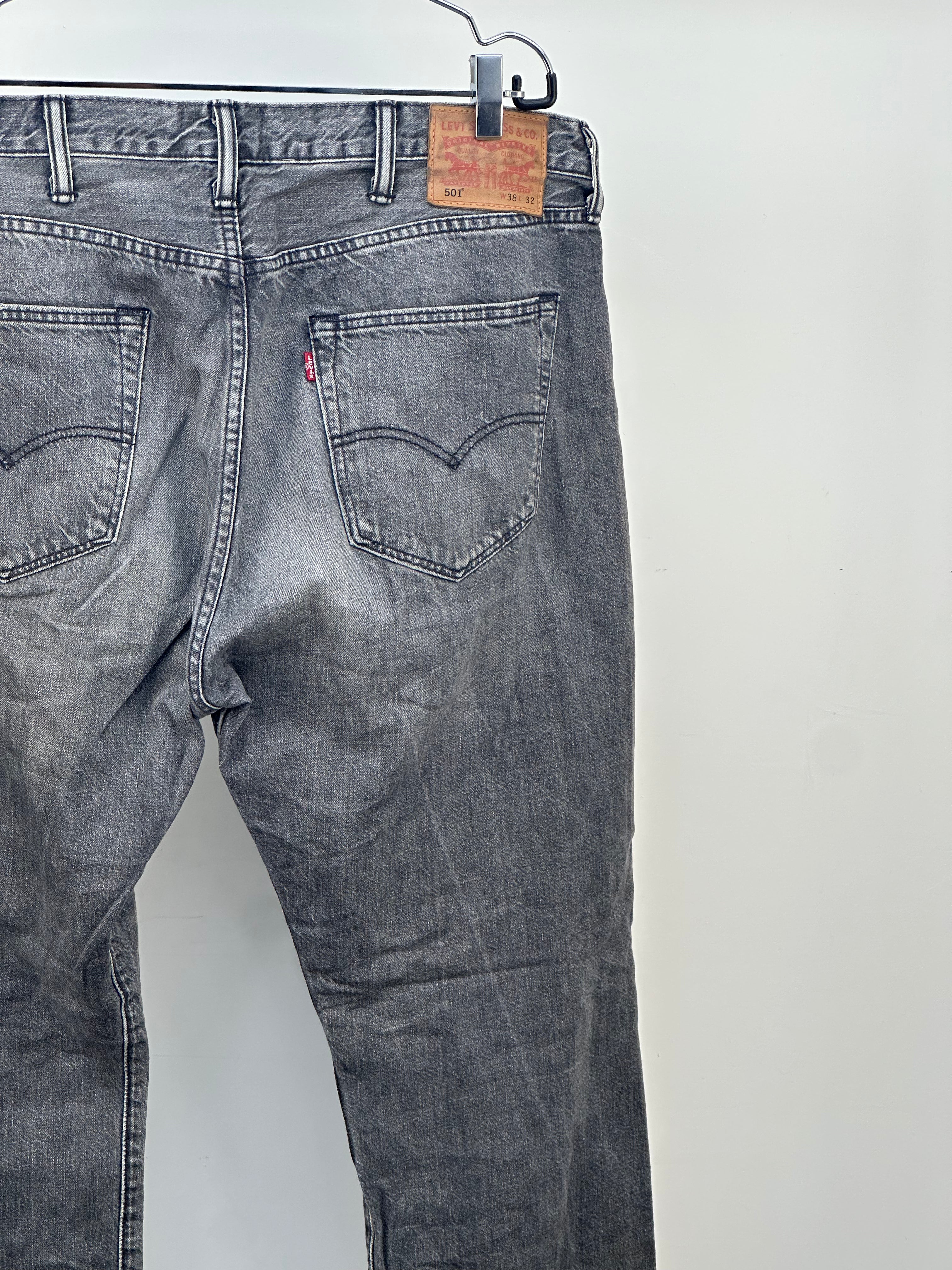 LEVI'S 501 TAGLIA: 52 = W38 L 32