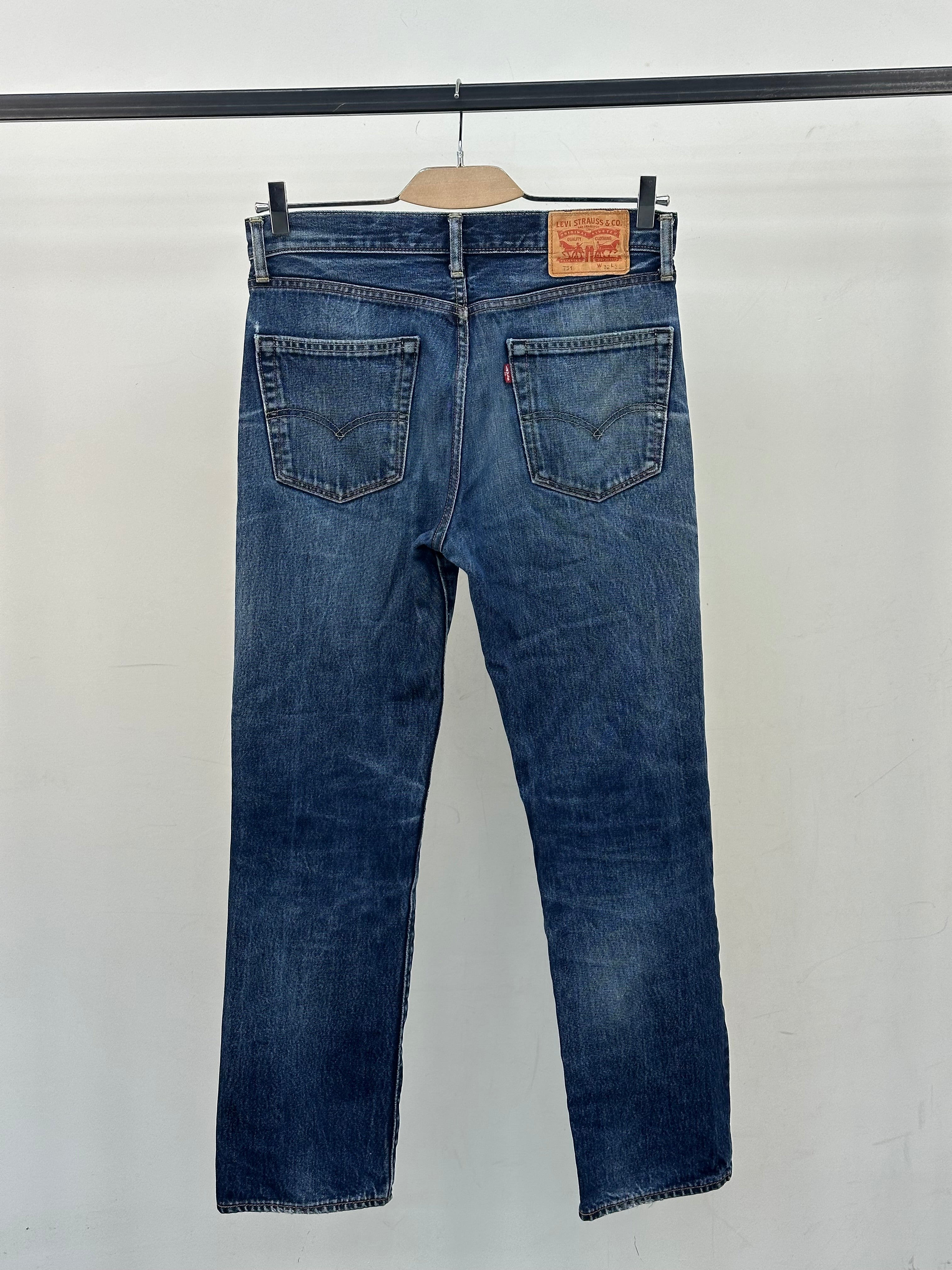LEVI'S 751 STANDARD FIT TAGLIA: 46 ITA = W32 L32