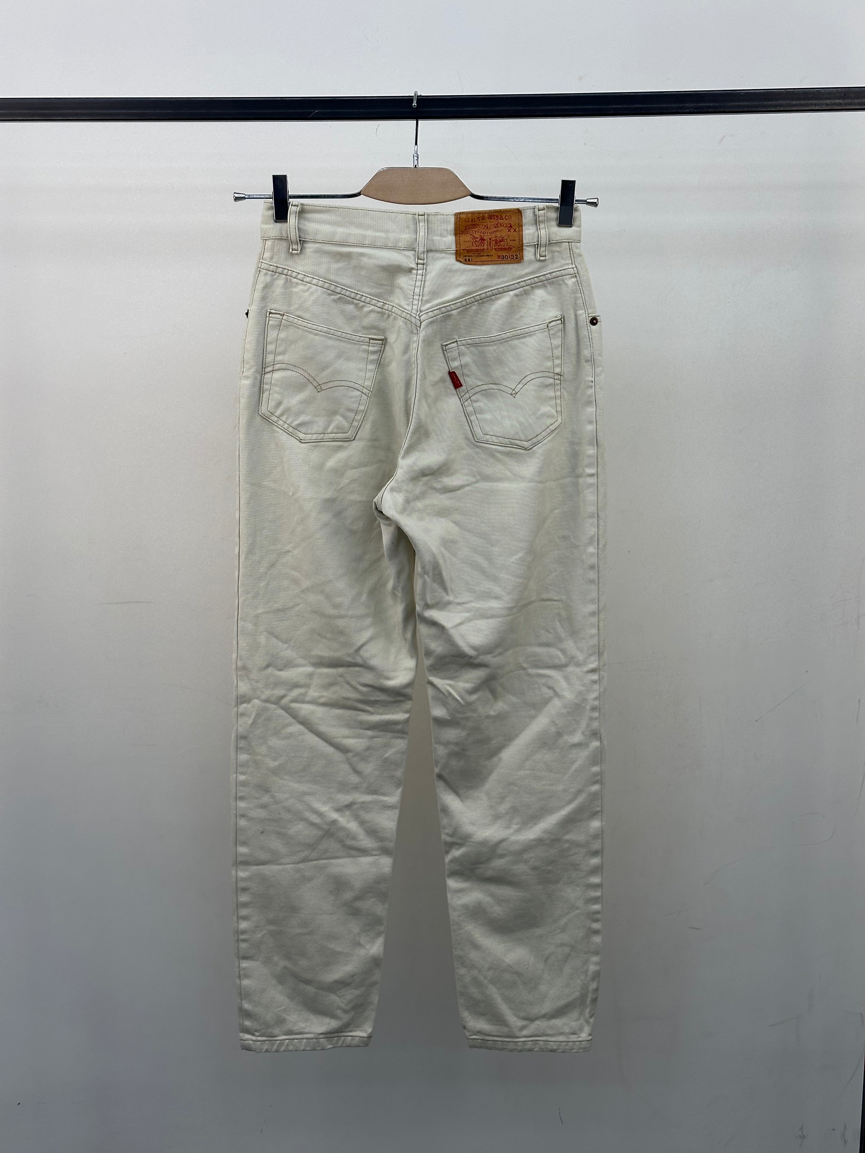 LEVI'S 881 STANDARD FIT TAGLIA: 44 ITA = W30 L32