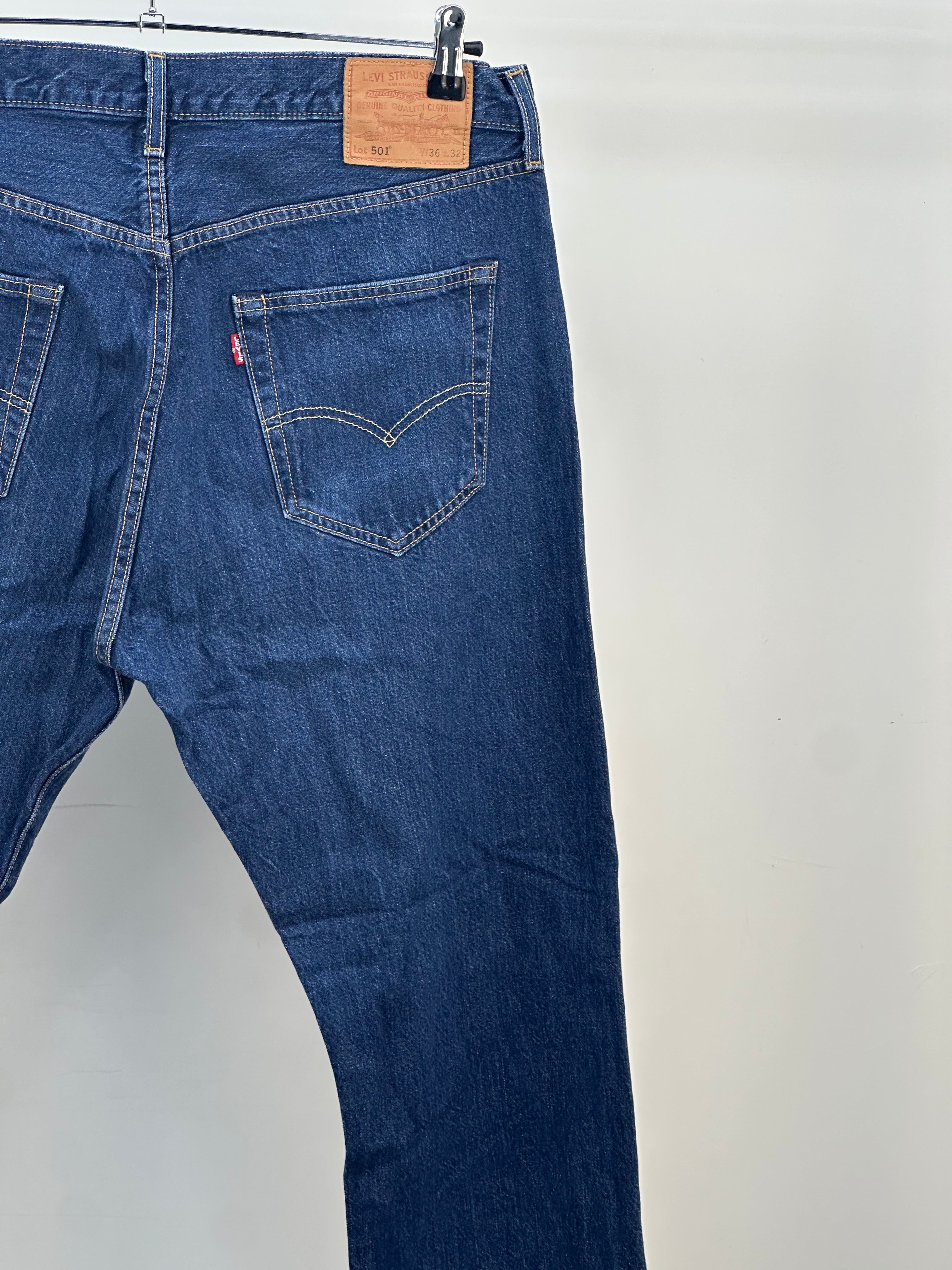 LEVI'S 501 TAGLIA: 50 ITA = W36 L32