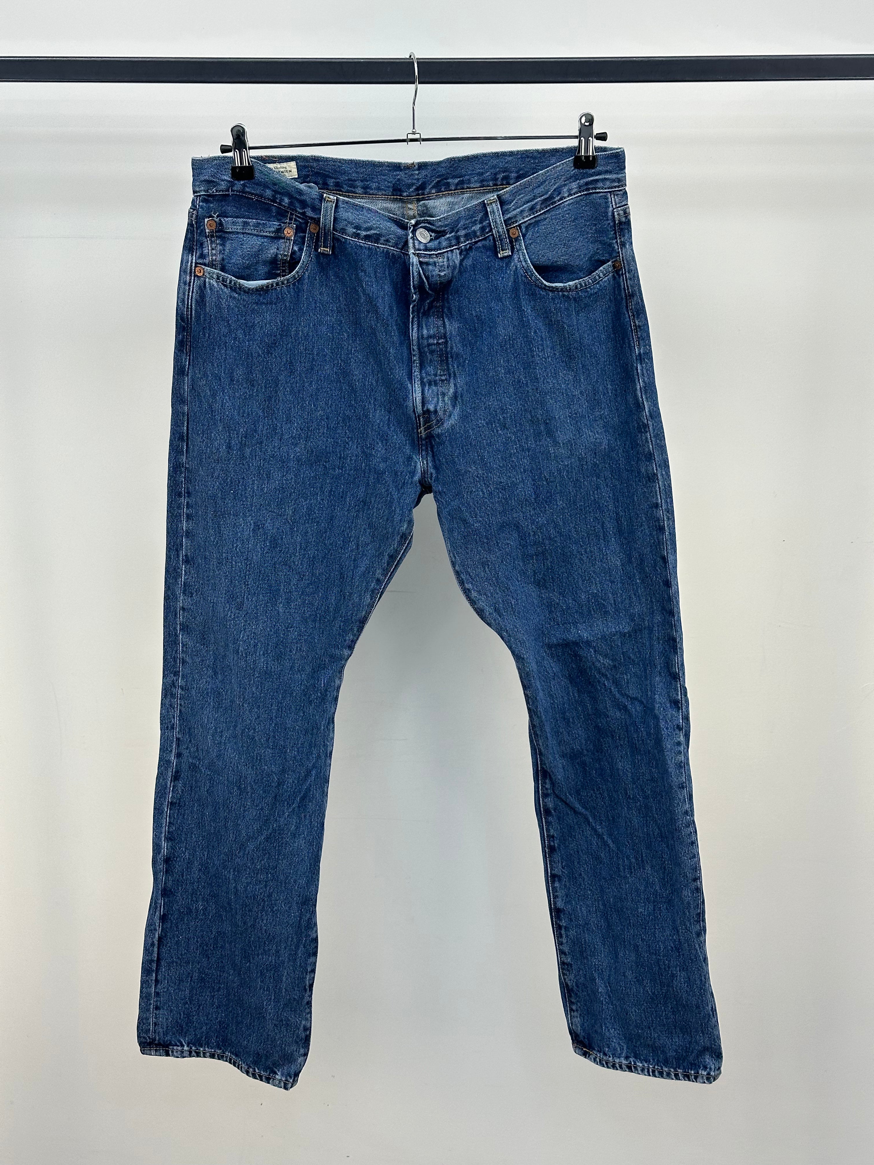 LEVI'S 501 TAGLIA: 50 ITA = W36 L32