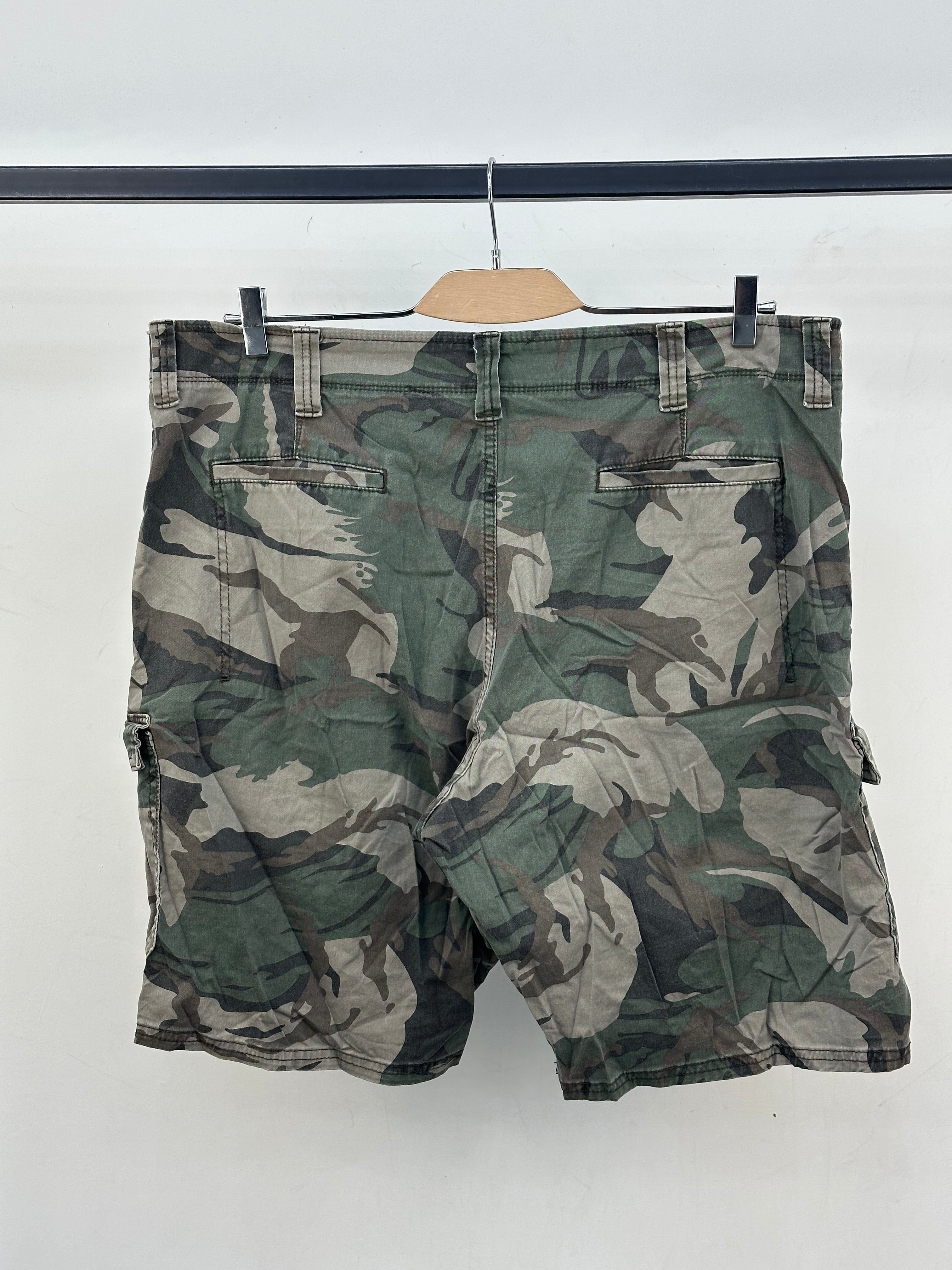 FIELD SHORT U.S ARMY VINTAGE TAGLIA: 54