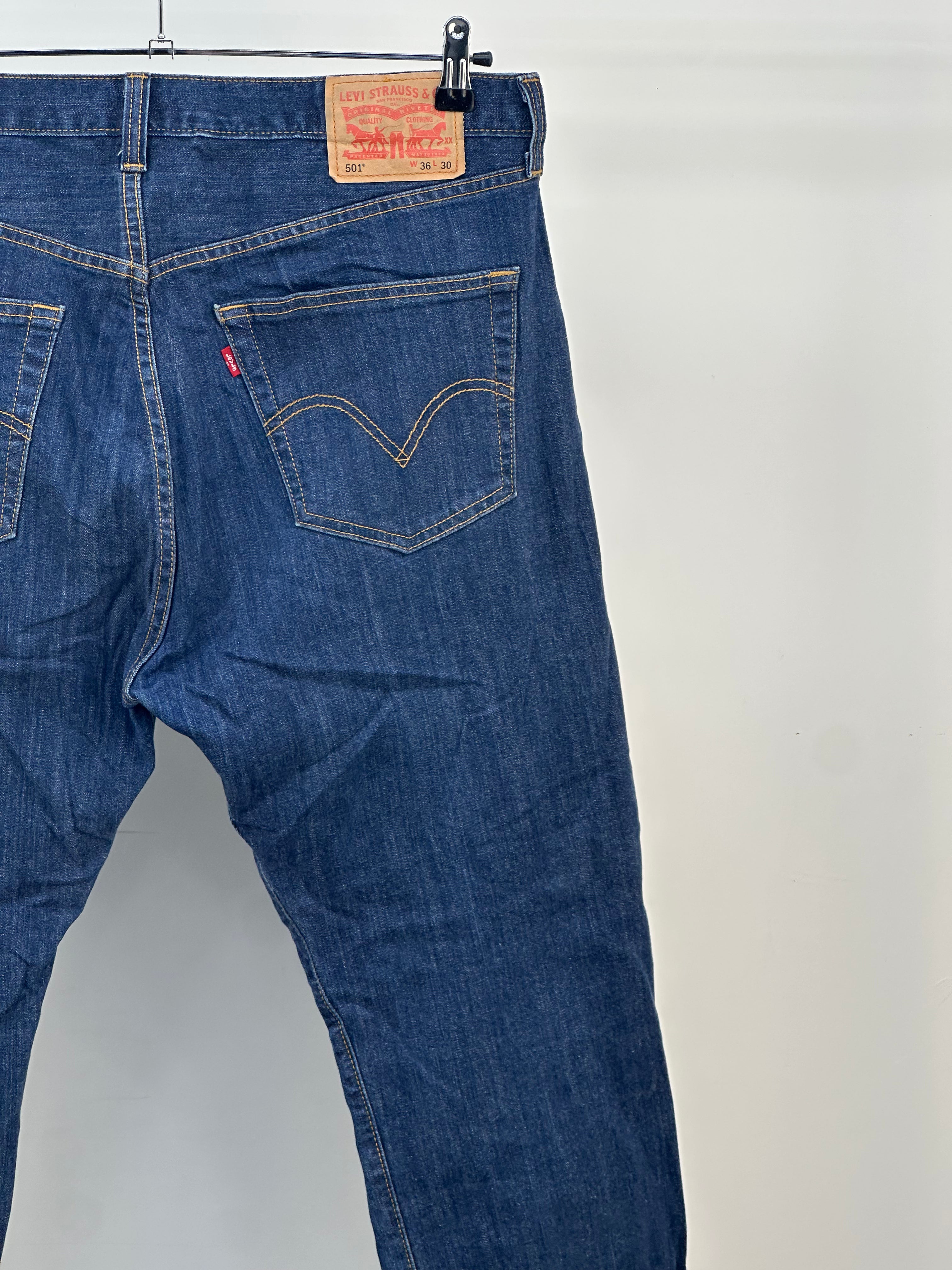 LEVI'S 501 TAGLIA: 50 ITA = W36 L30