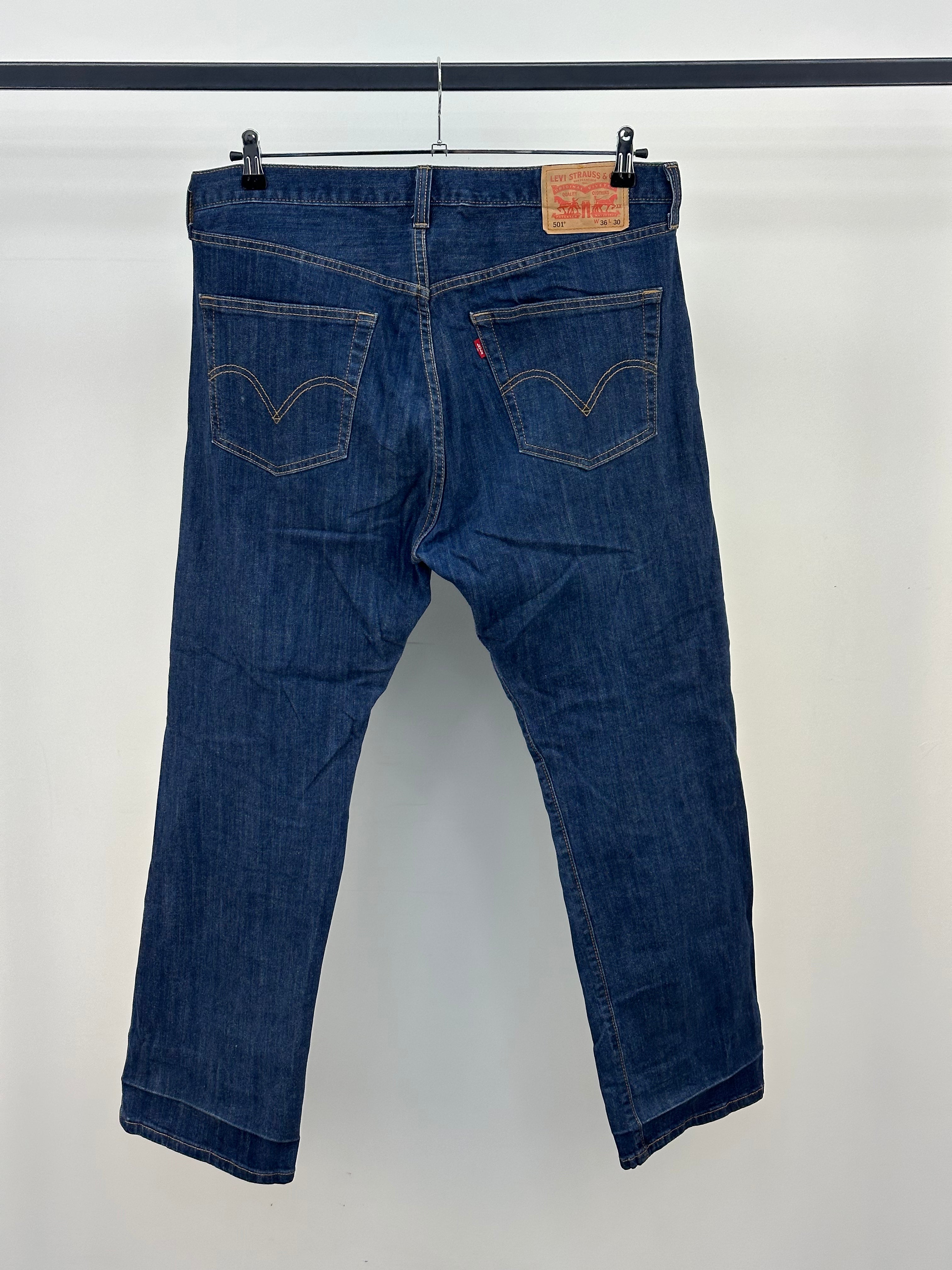 LEVI'S 501 TAGLIA: 50 ITA = W36 L30