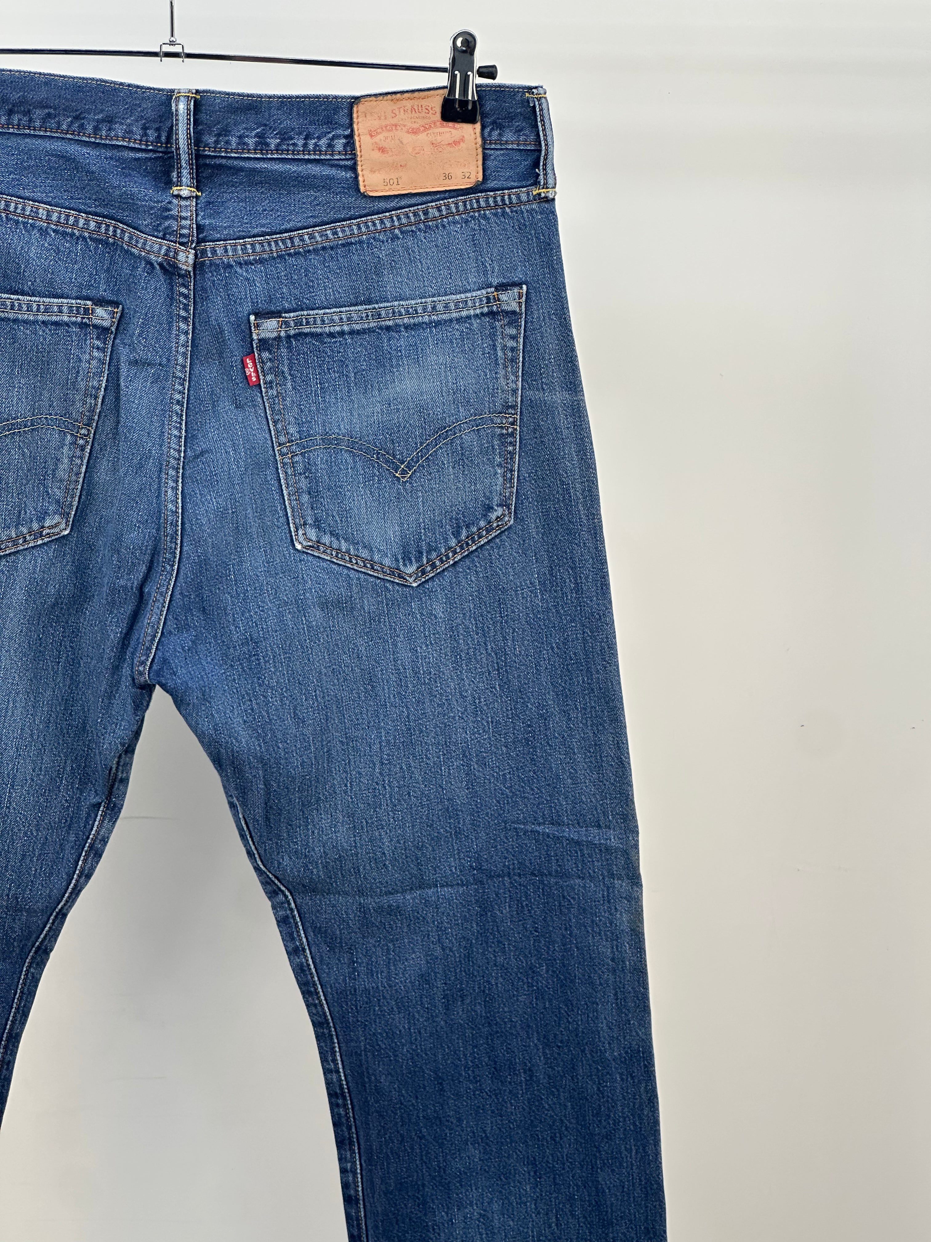 LEVI'S 501 TAGLIA: 50 ITA = W36 L32