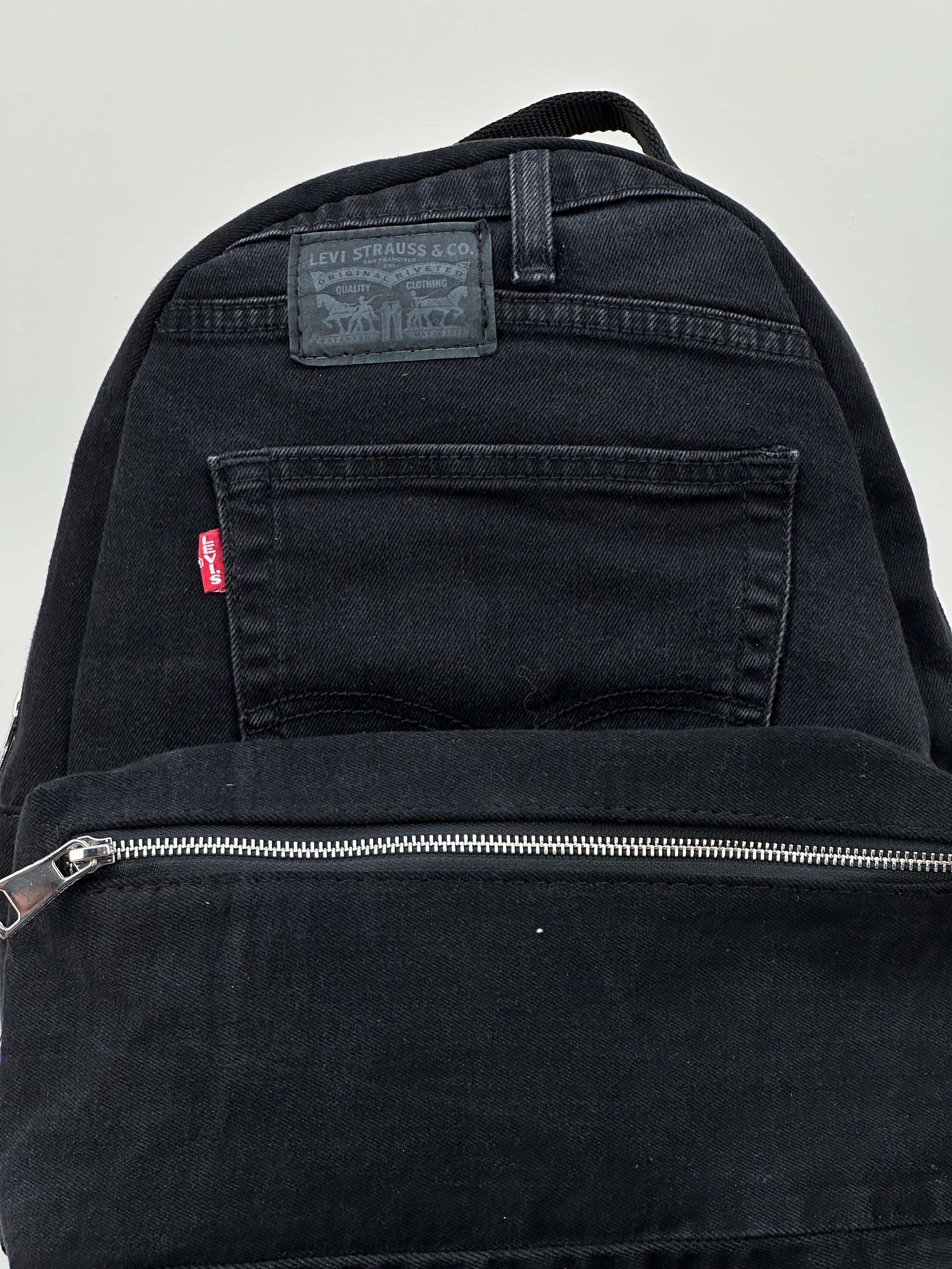 ZAINO LEVI'S
