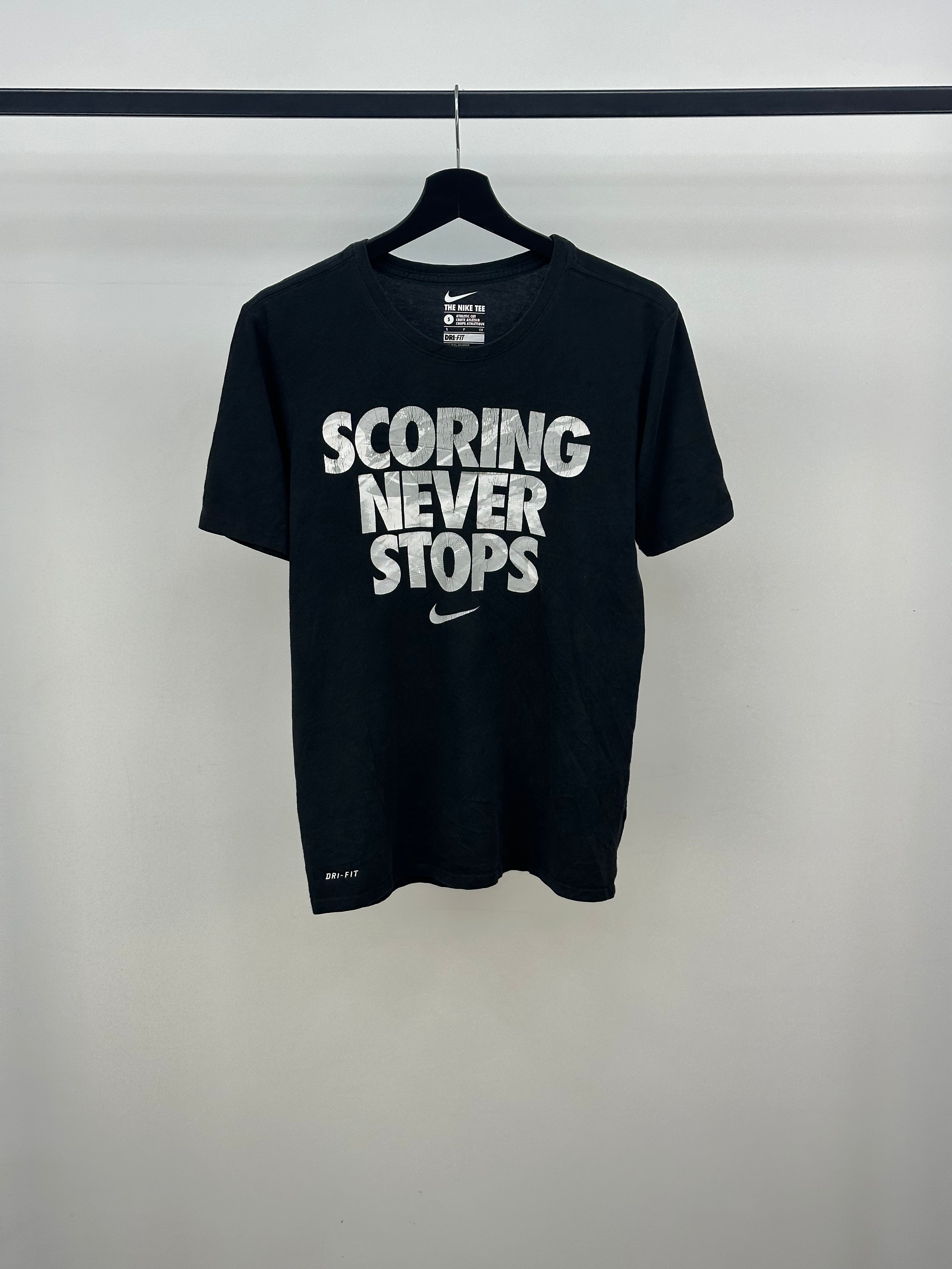 T-SHIRT NIKE TAGLIA : S