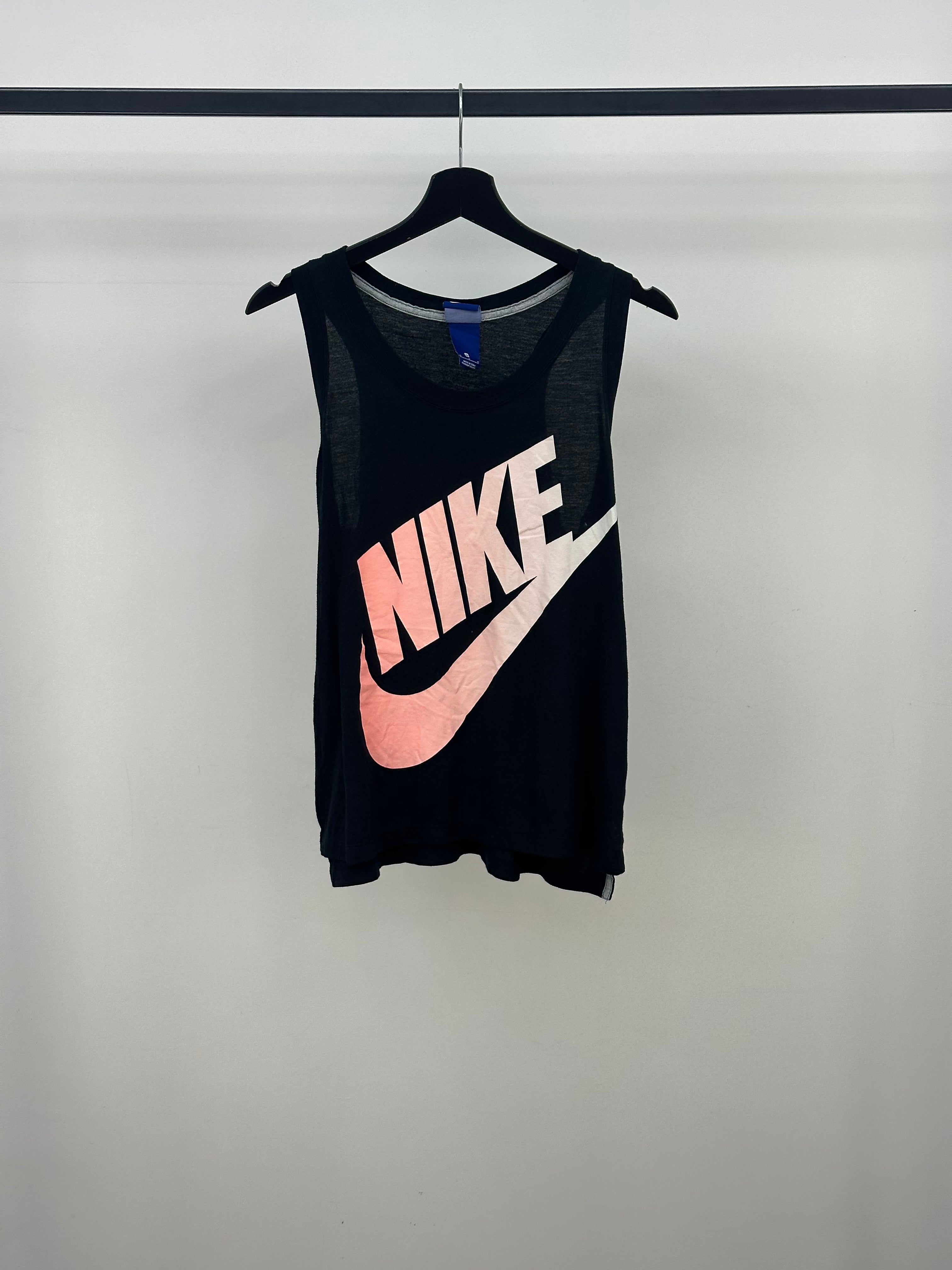 T-SHIRT NIKE TAGLIA : M