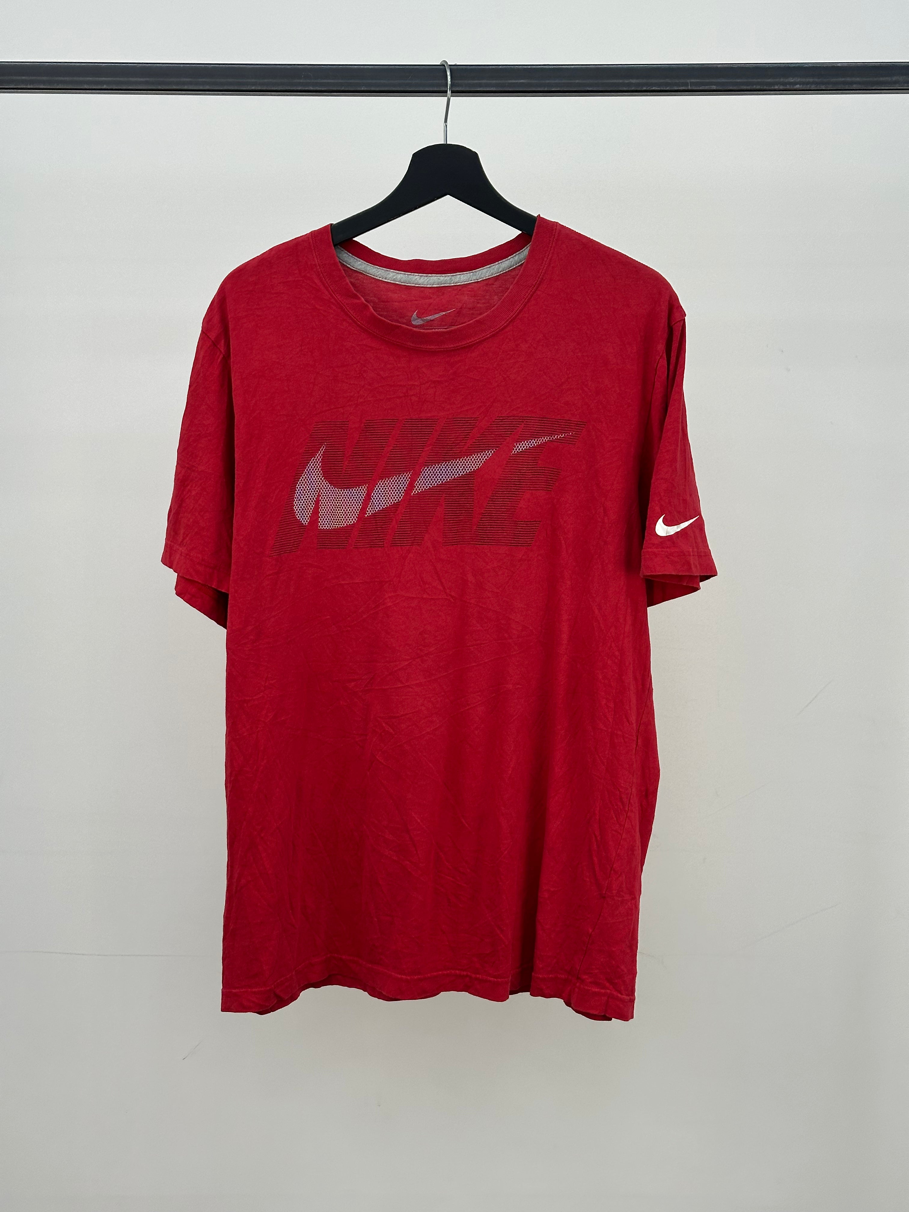 T-SHIRT NIKE TAGLIA : L