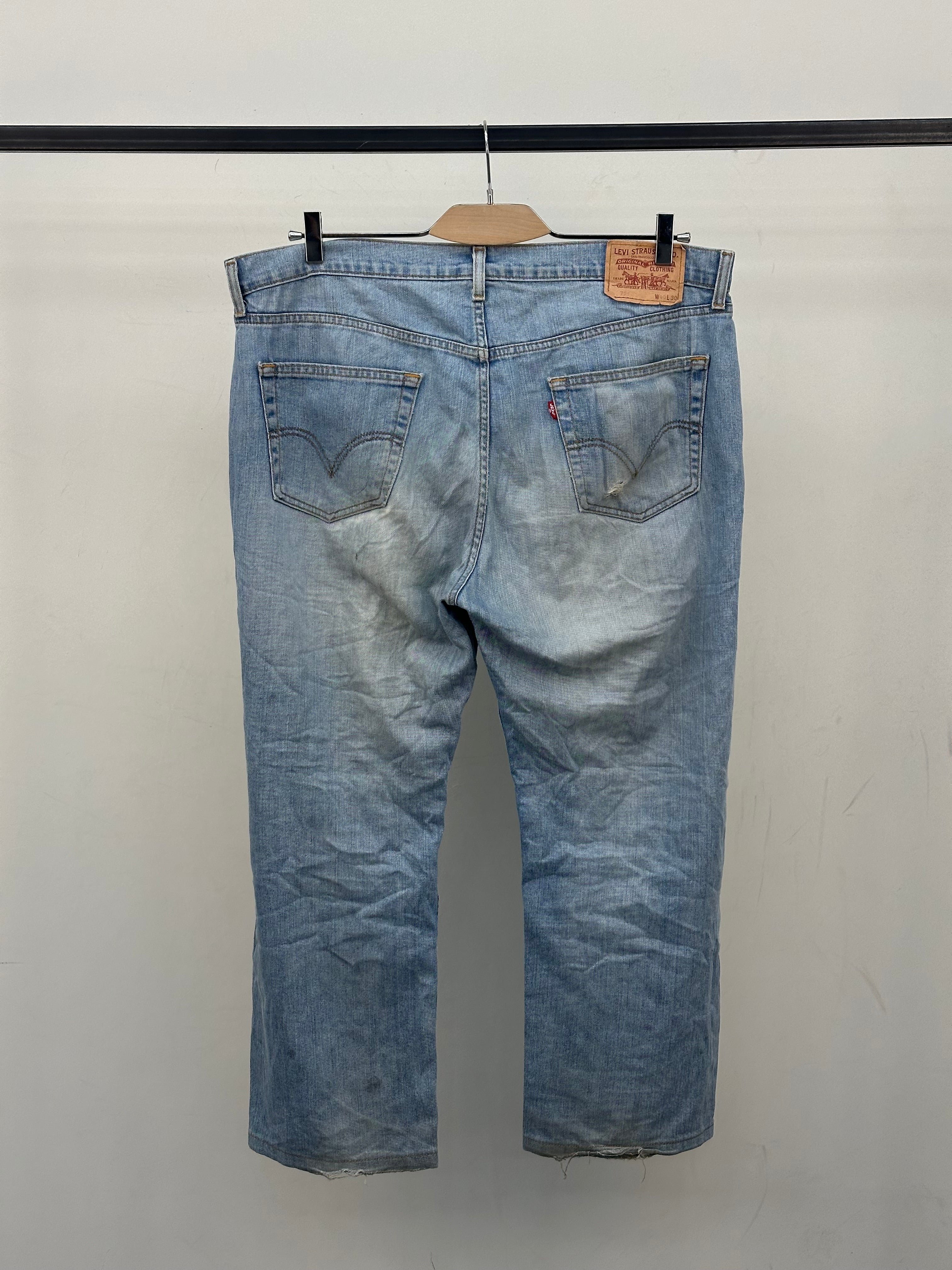 LEVI'S 751 STANDARD FIT TAGLIA: 54 ITA = W40 L30