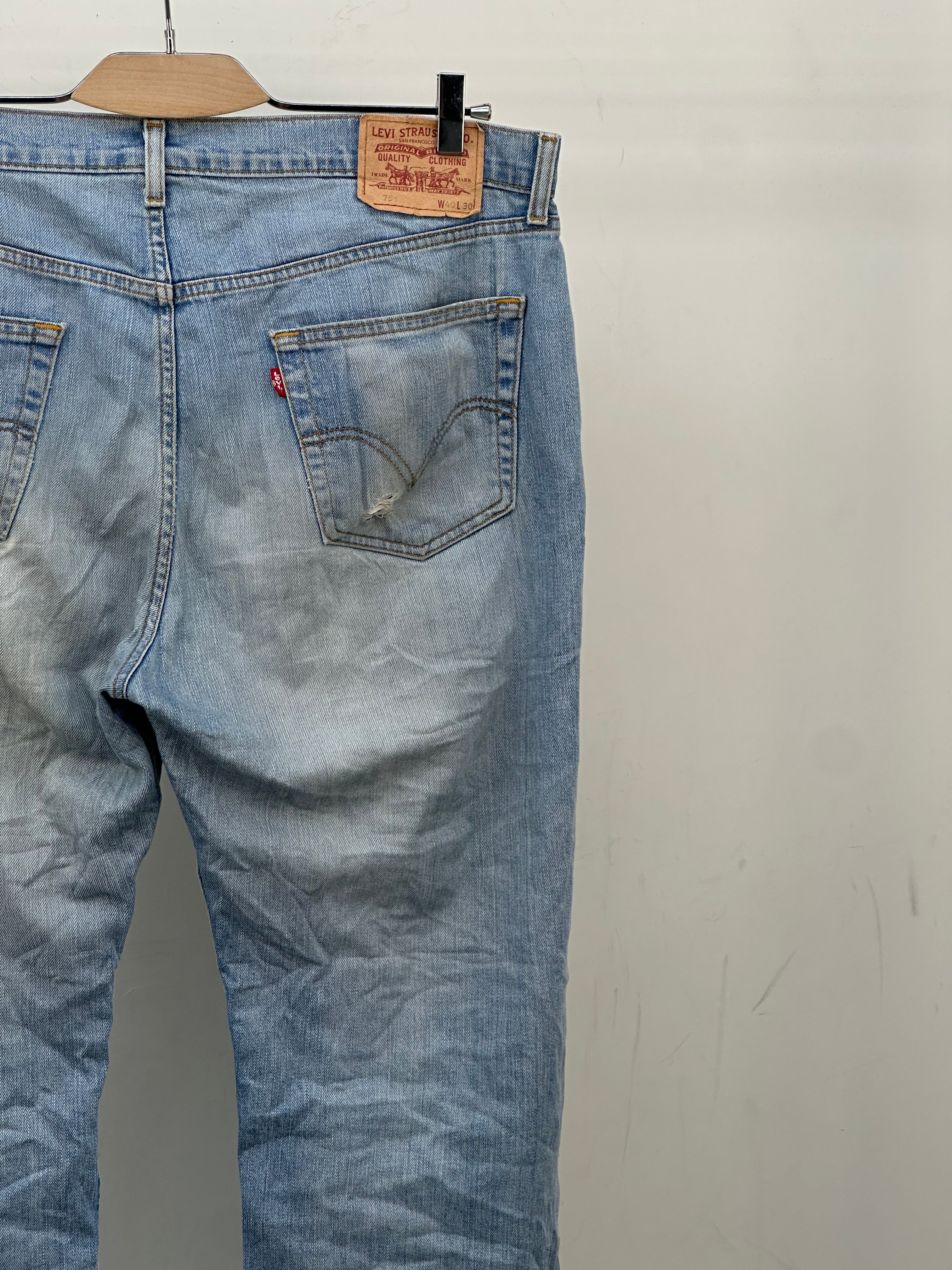 LEVI'S 751 STANDARD FIT TAGLIA: 54 ITA = W40 L30