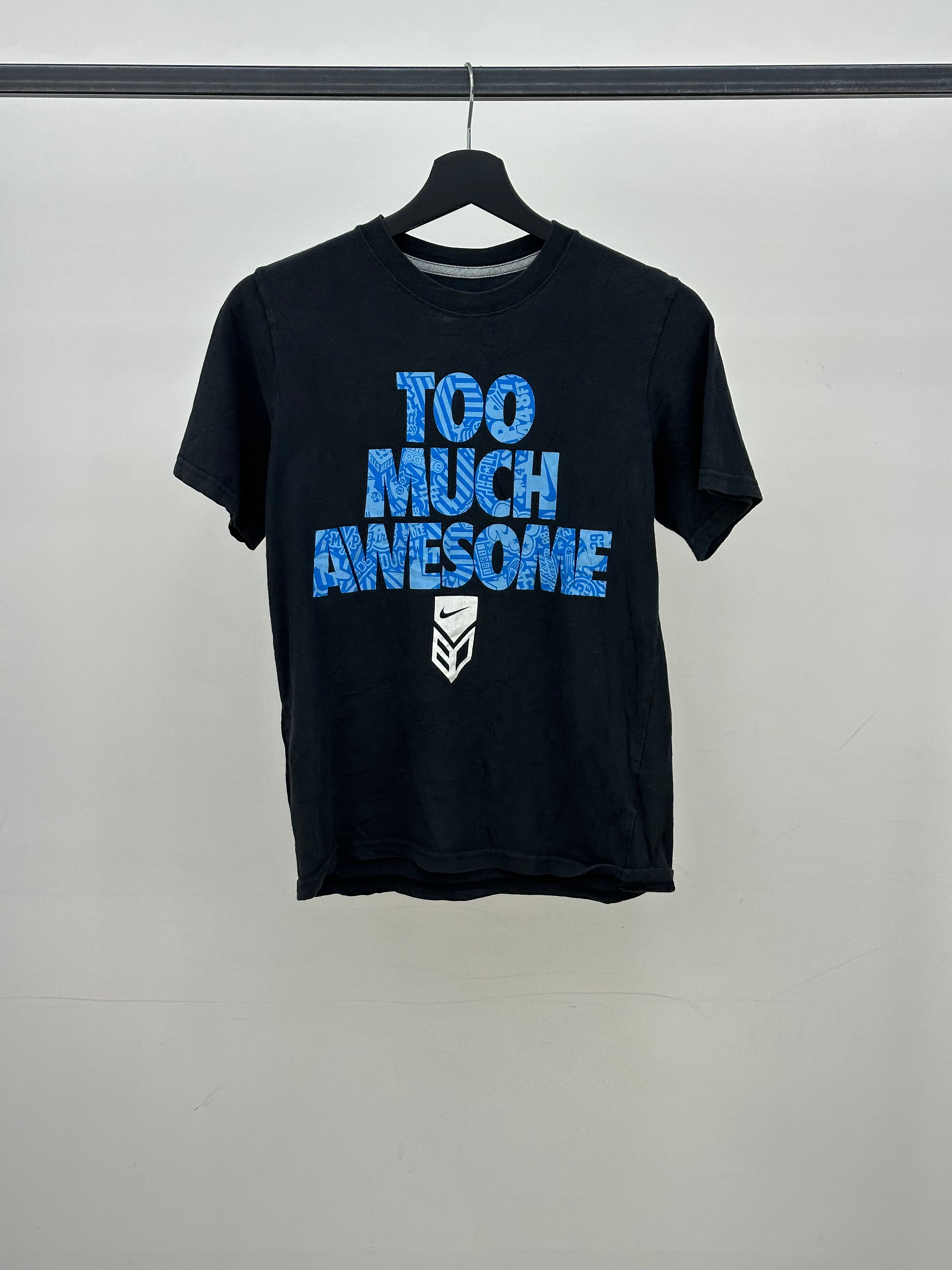 T-SHIRT NIKE TAGLIA : M BAMBINO