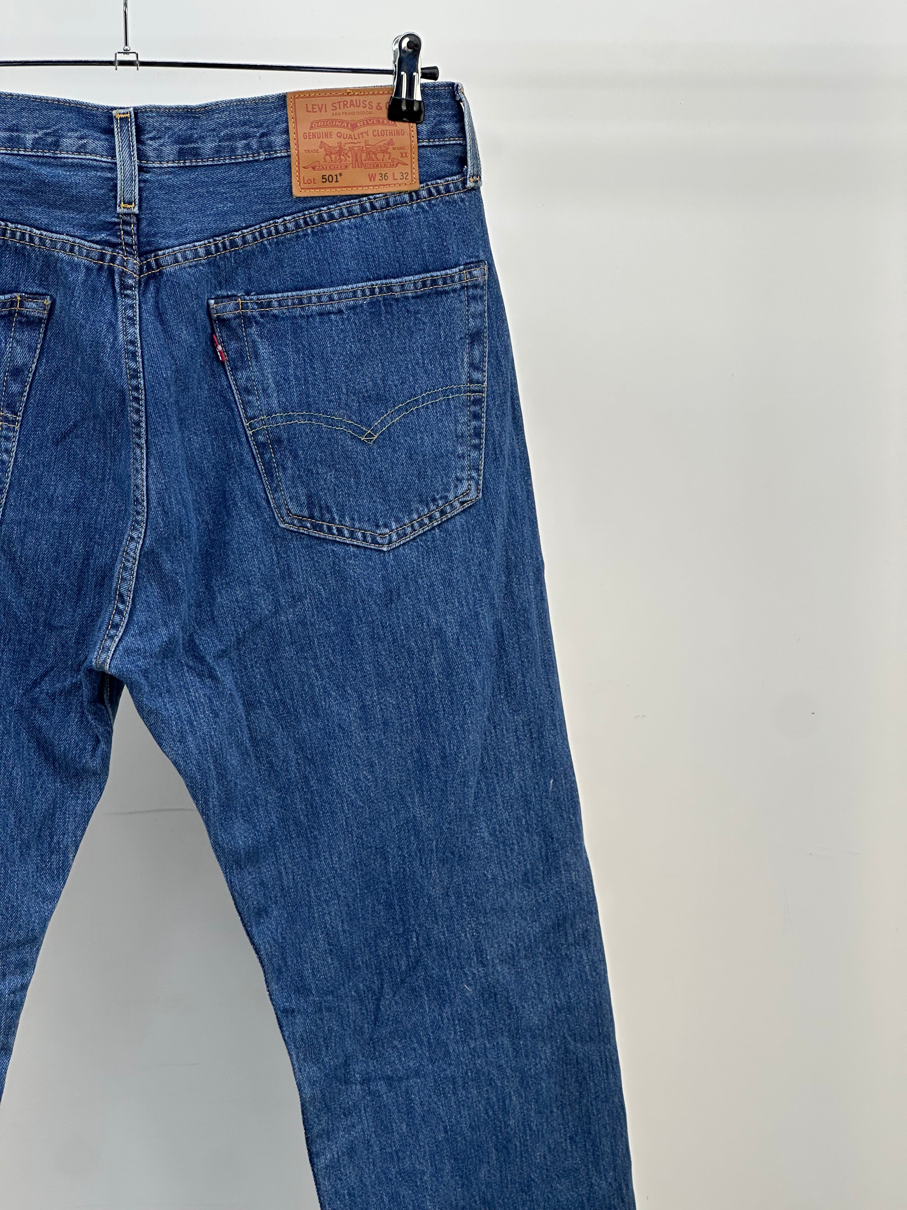LEVI'S 501 TAGLIA : 50 ITA = W36 L32