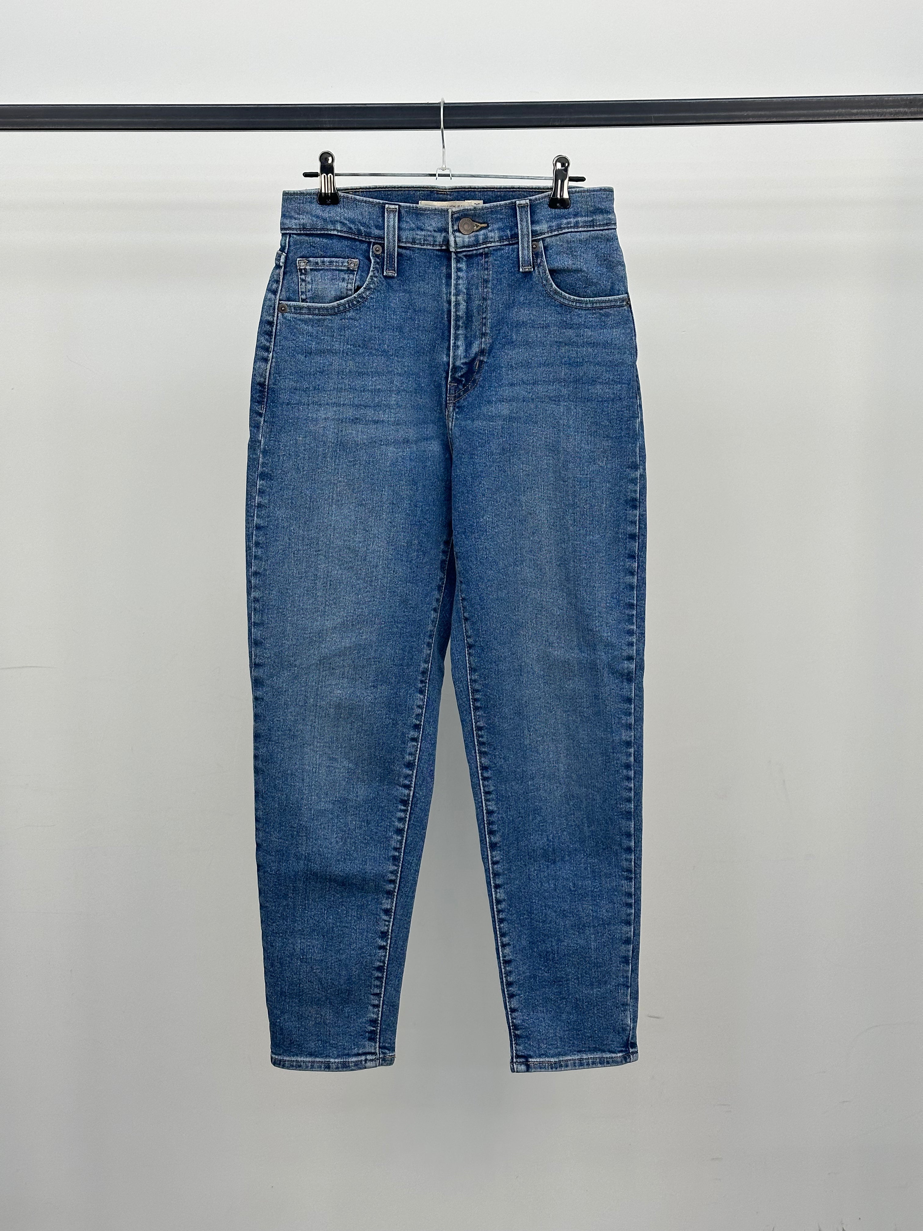 LEVI'S HIGH WAISTED MOM JEAN TAGLIA: 39 ITA = W25 L32