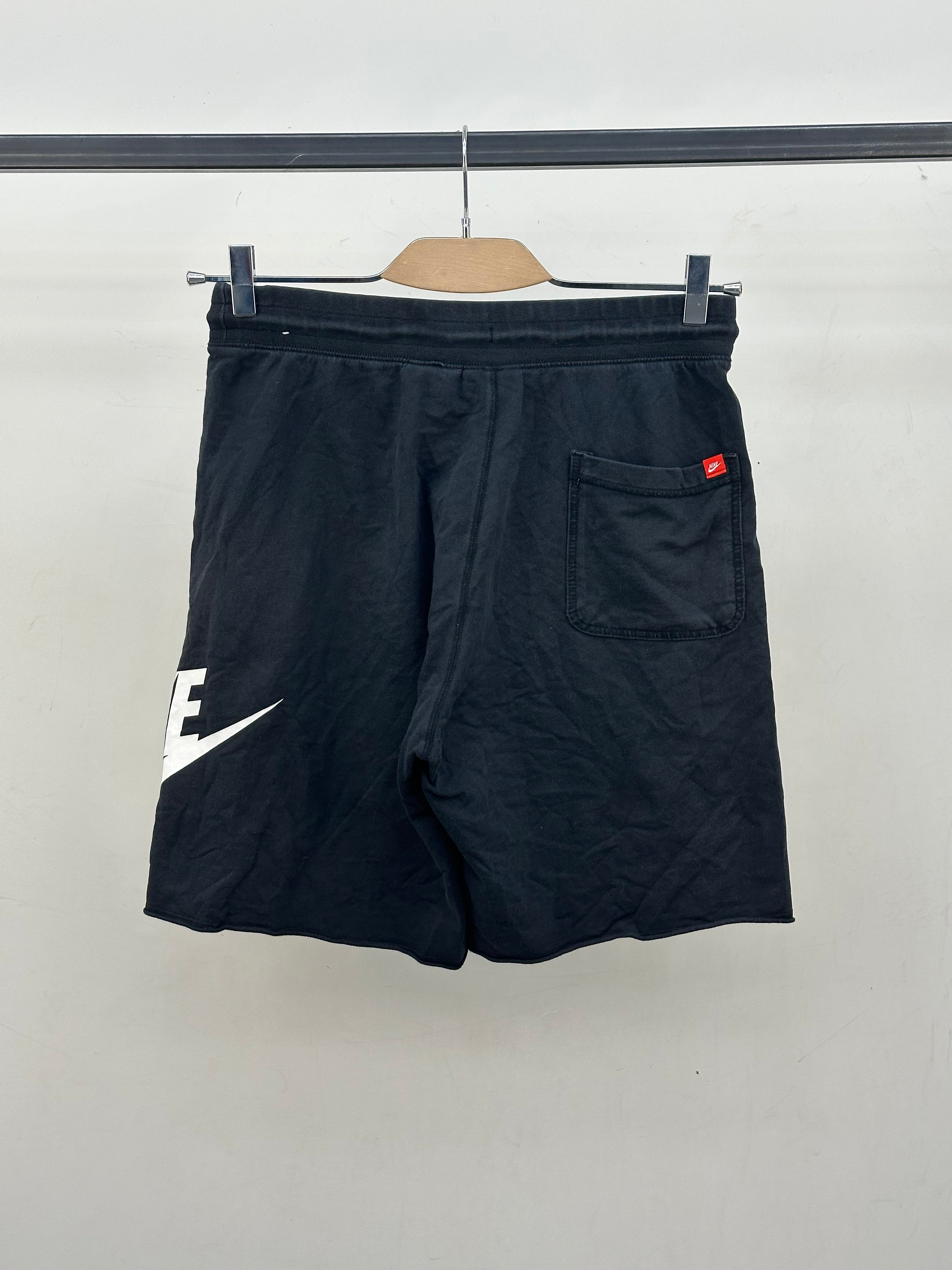 NIKE SHORT TAGLIA: L