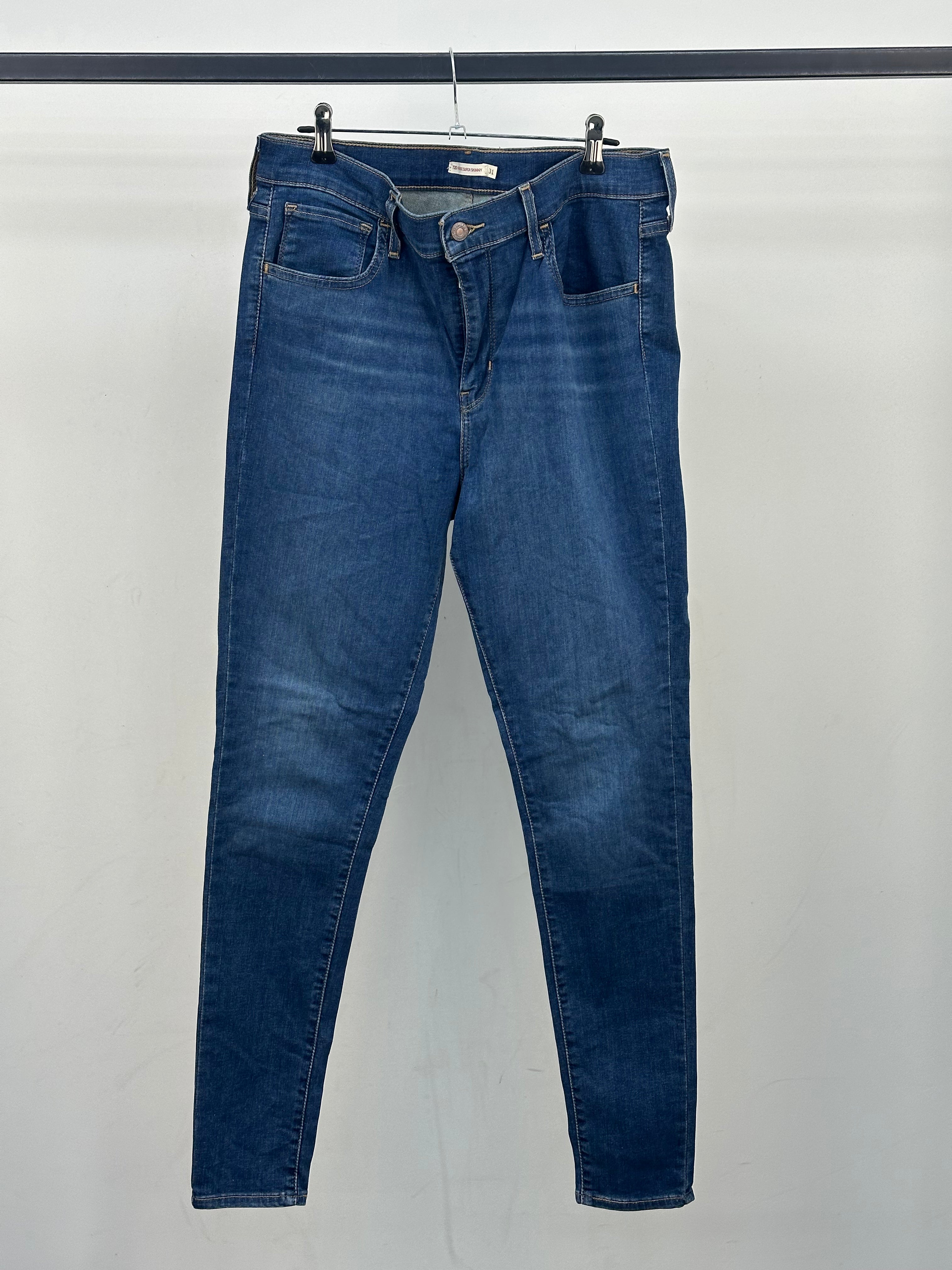 LEVI'S 720 HIGH RISE SUPER SKINNY TAGLIA: 45 ITA = W31 L30