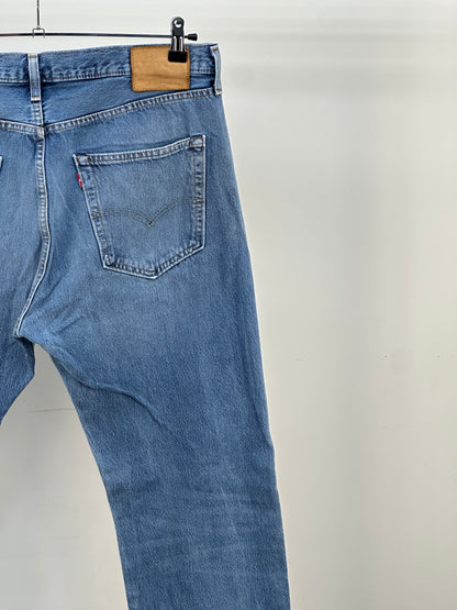 LEVI'S 501 TAGLIA : 50 ITA = W36 L32
