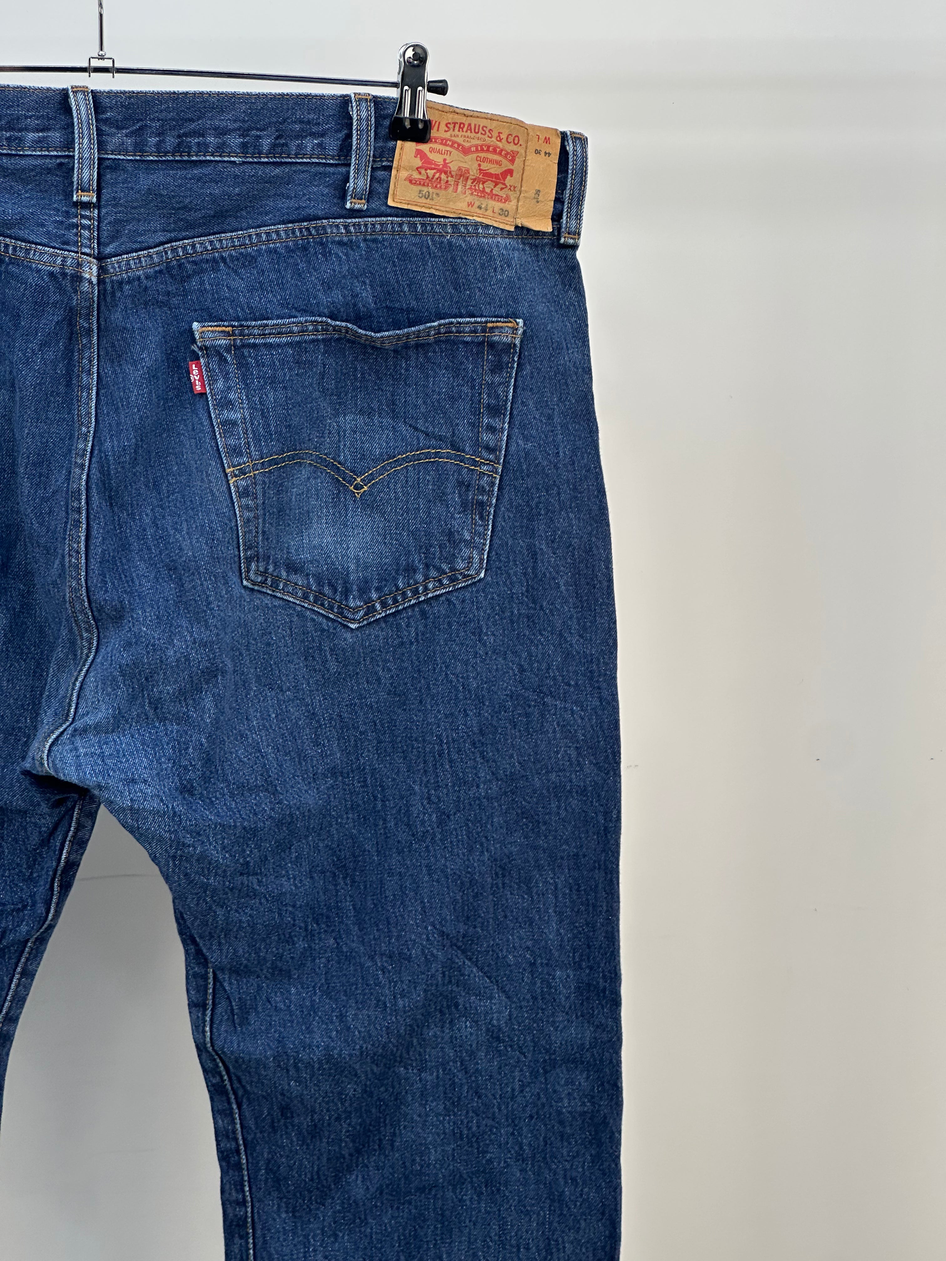 LEVI'S 501 TAGLIA : 58 ITA = W44 L30