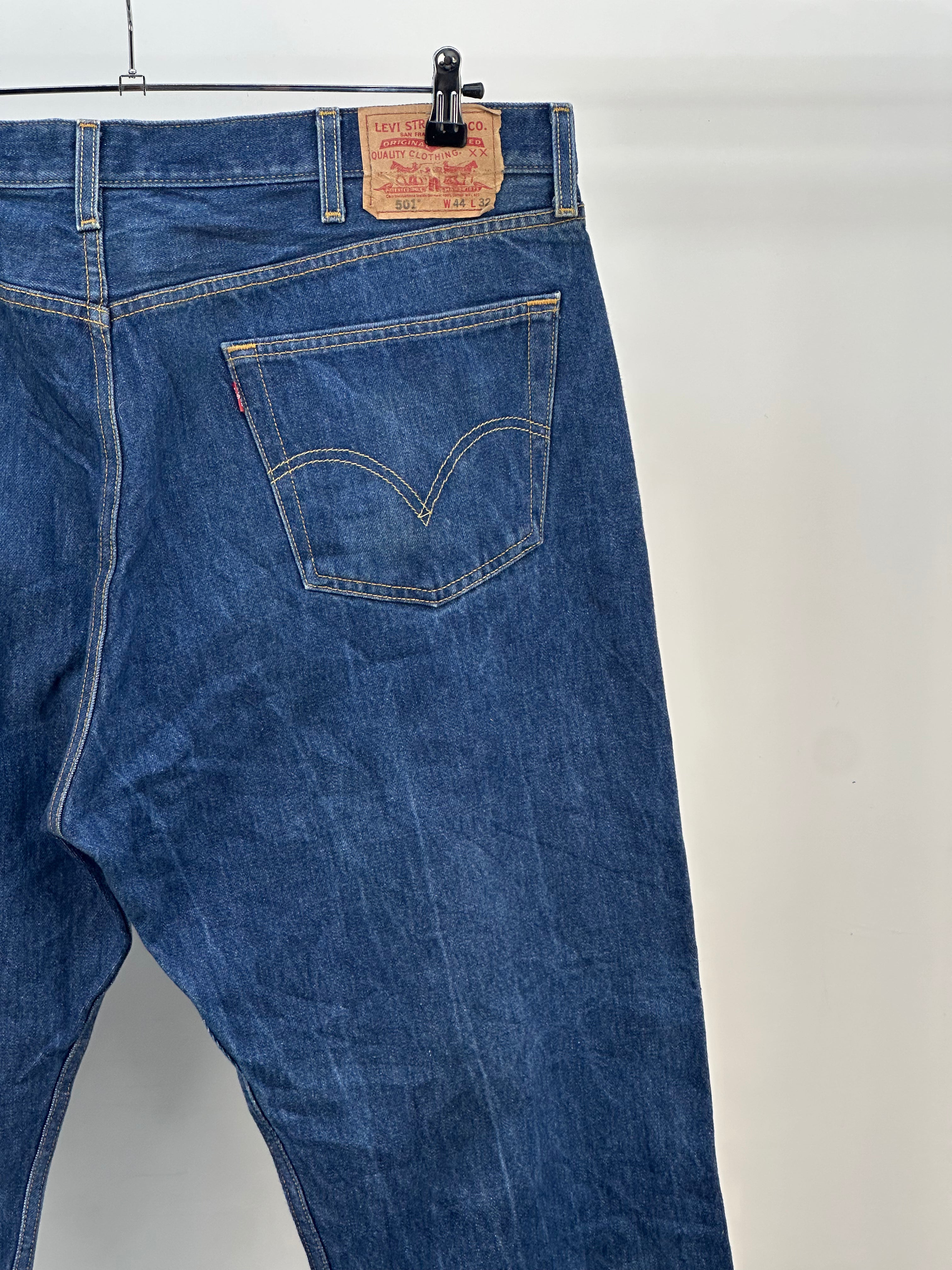 LEVI'S 501 TAGLIA : 58 ITA = W44 L32