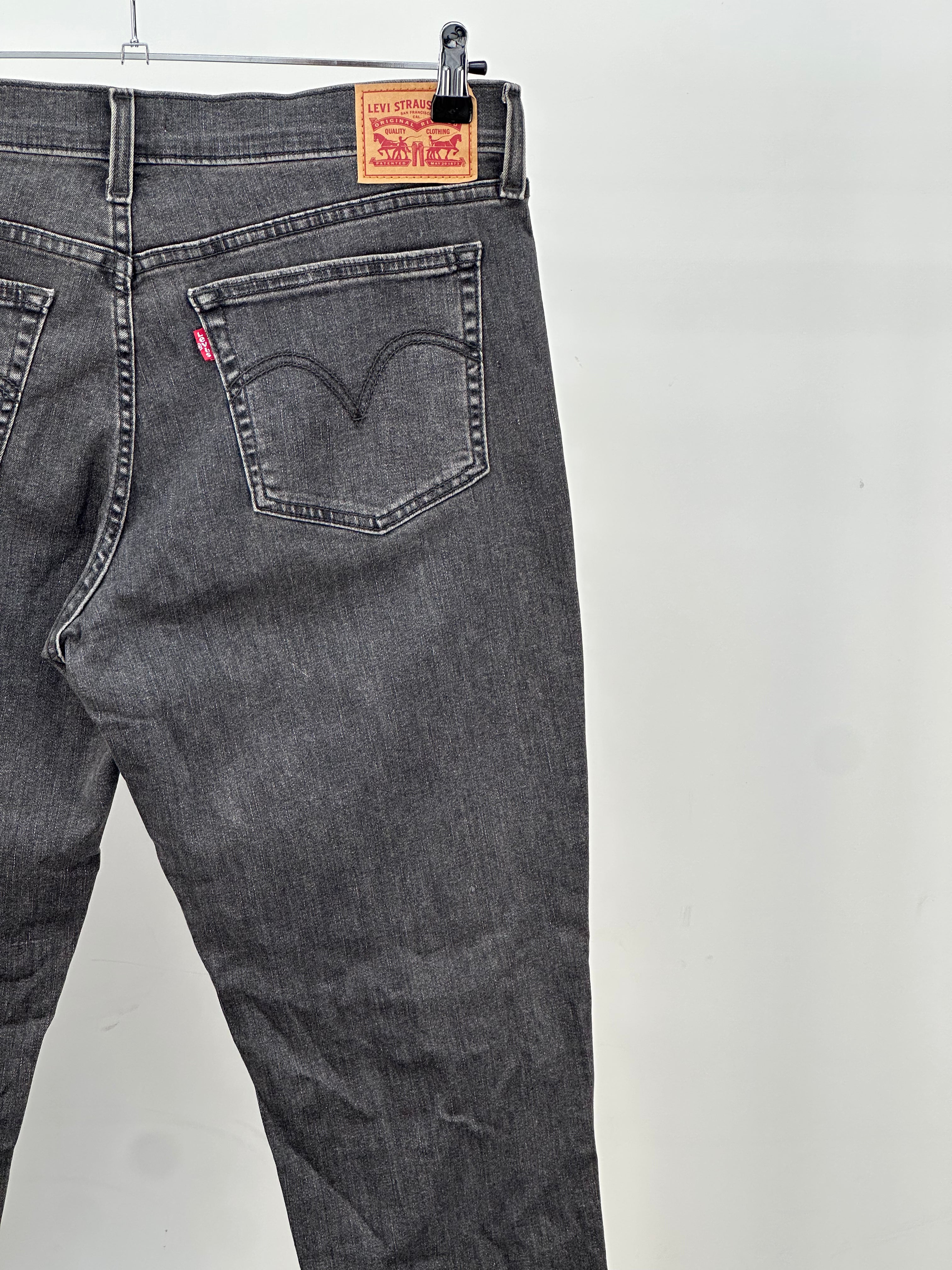 LEVI'S BOYFRIEND TAGLIA: 46 ITA = W32