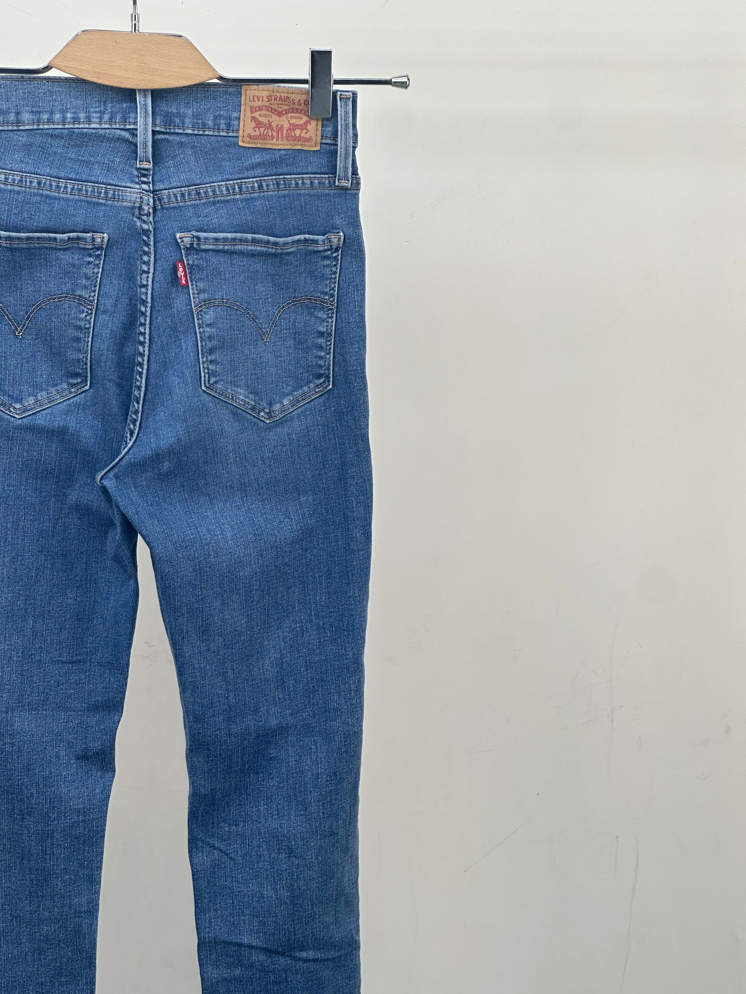 LEVI'S 720 HIGH RISE SUPER SKINNY TAGLIA: 40 ITA = W26 L28