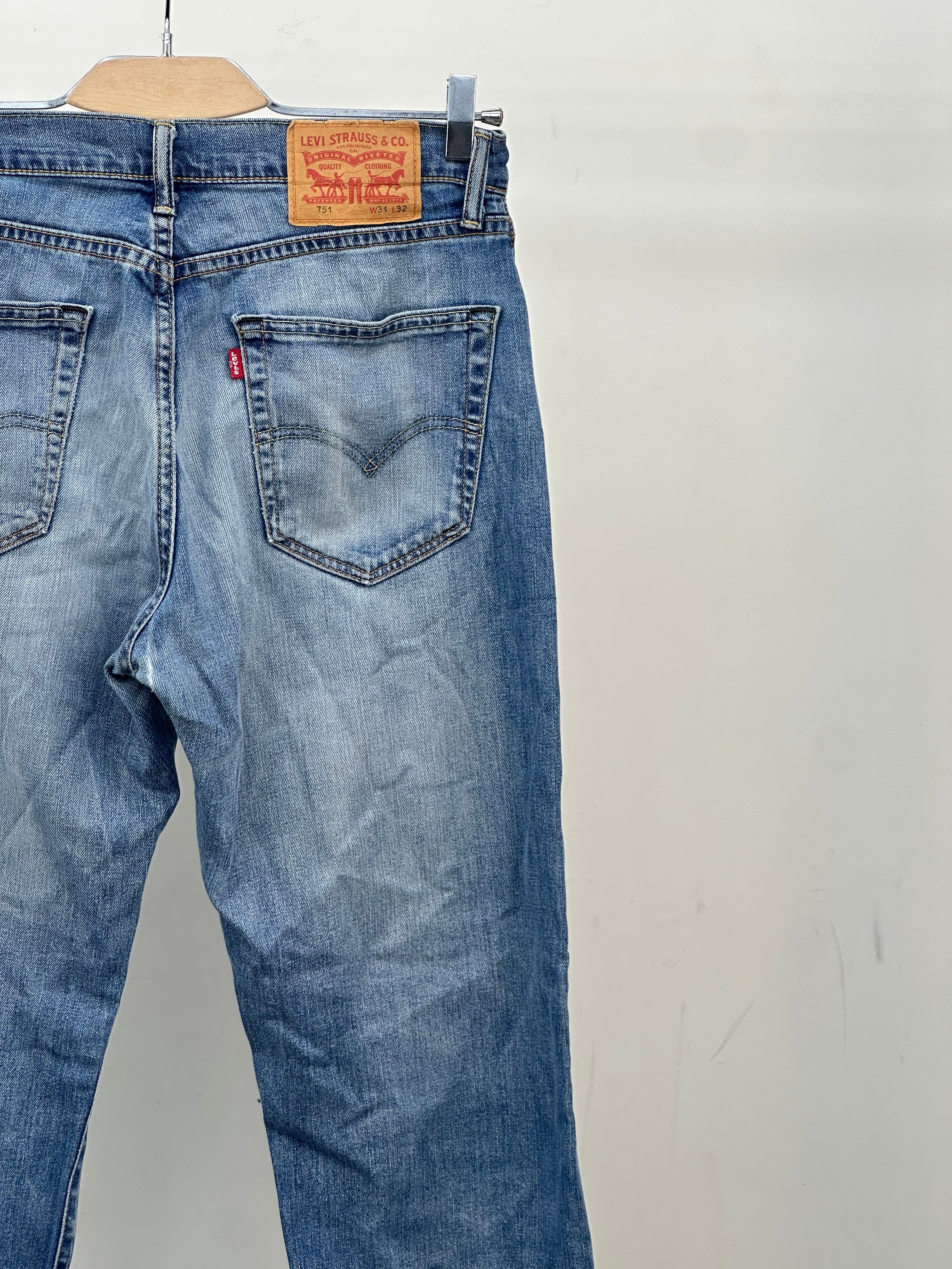 LEVI'S 751 STANDARD FIT TAGLIA: 45 ITA = W31 L32