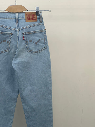 LEVI'S MOM JEAN TAGLIA: 37 ITA = W23