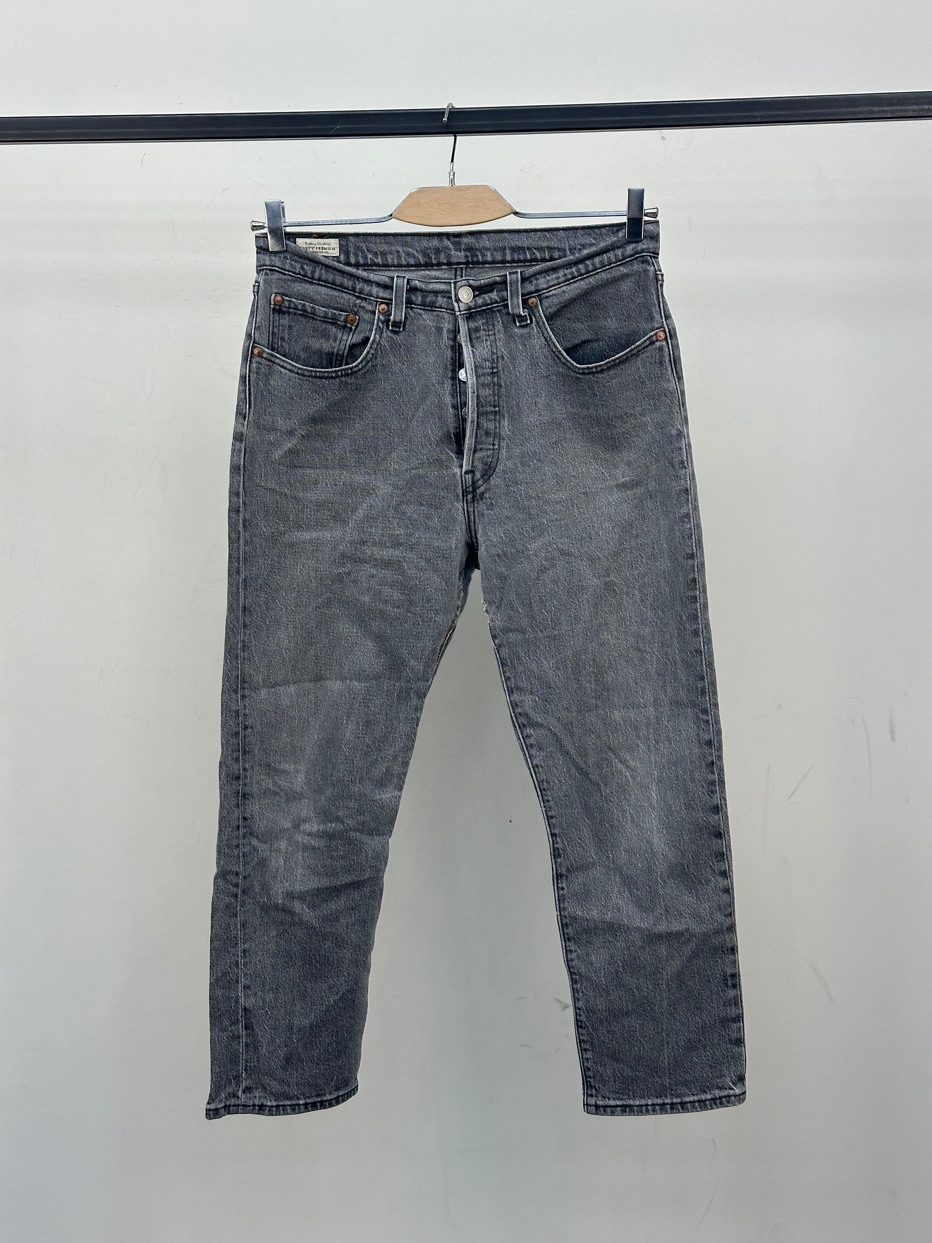 LEVI'S 501 REGULAR FIT TAGLIA: 44 ITA = W30 L26