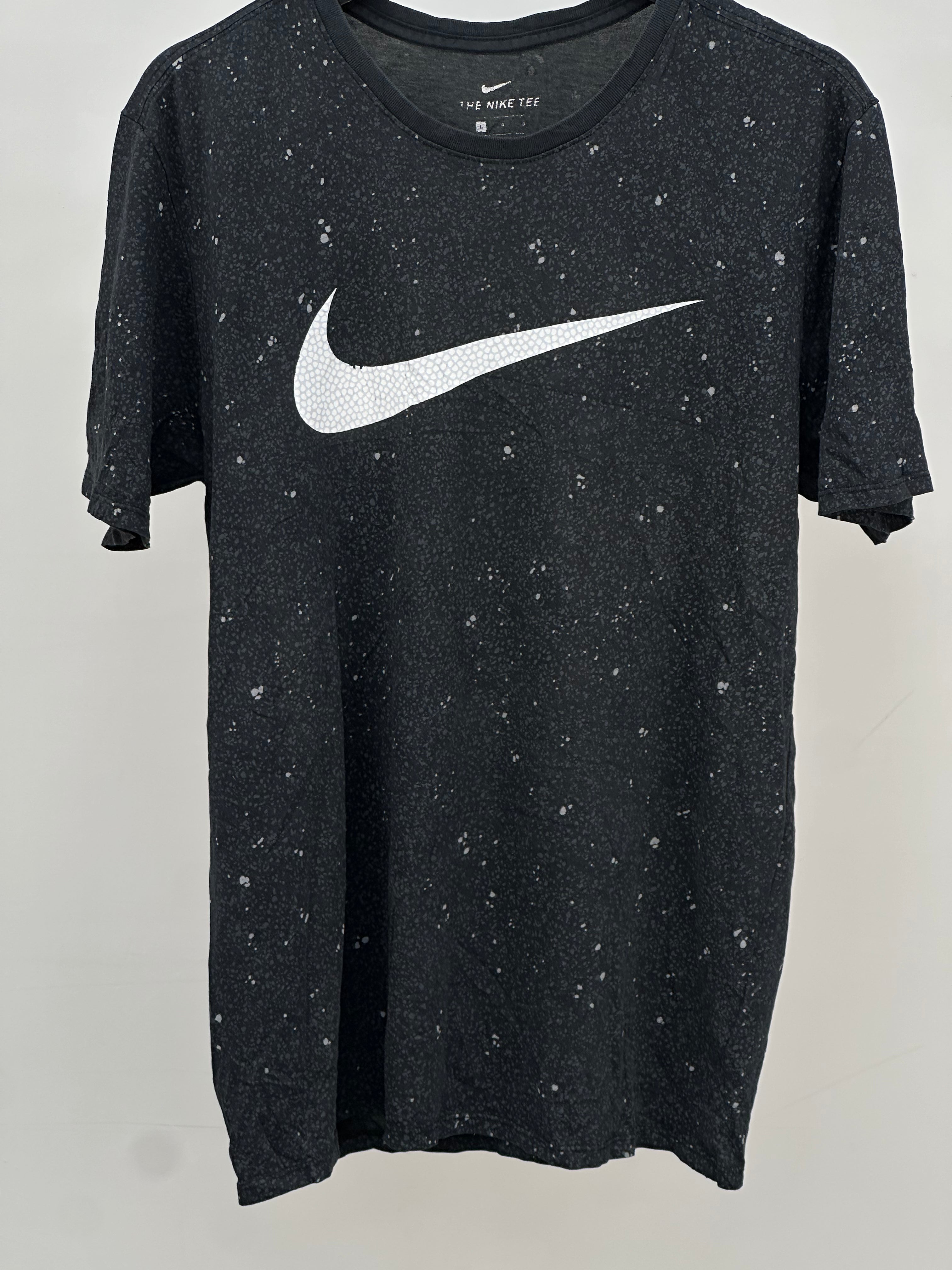 T-SHIRT NIKE TAGLIA: L