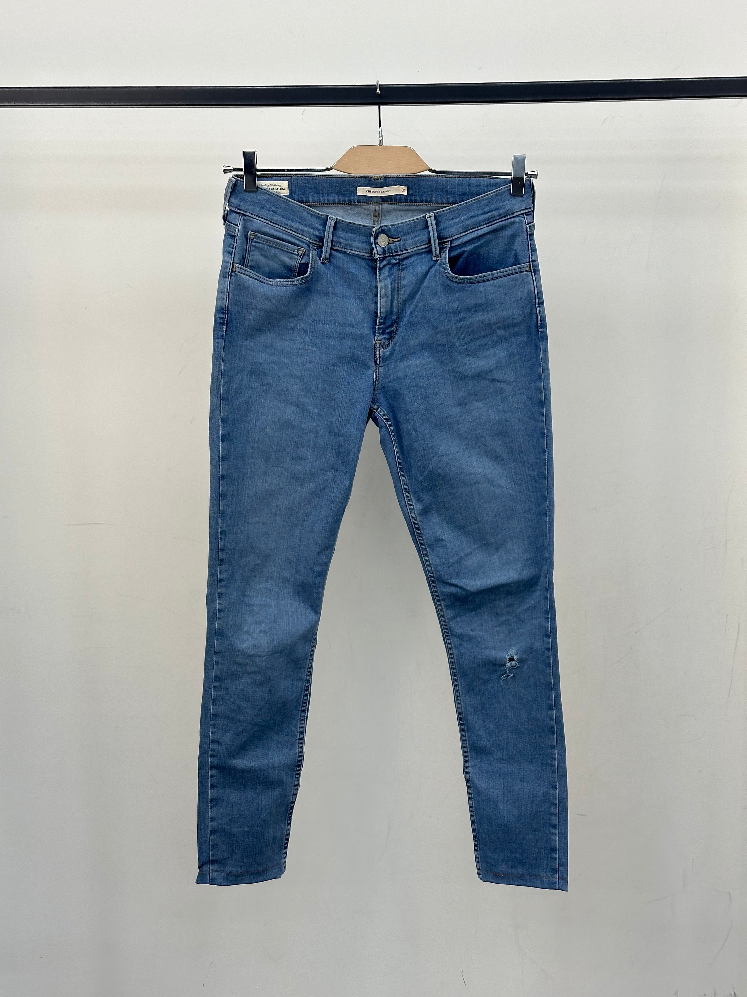 LEVI'S 710 SUPER SKINNY TAGLIA: 45 ITA = W31 L30