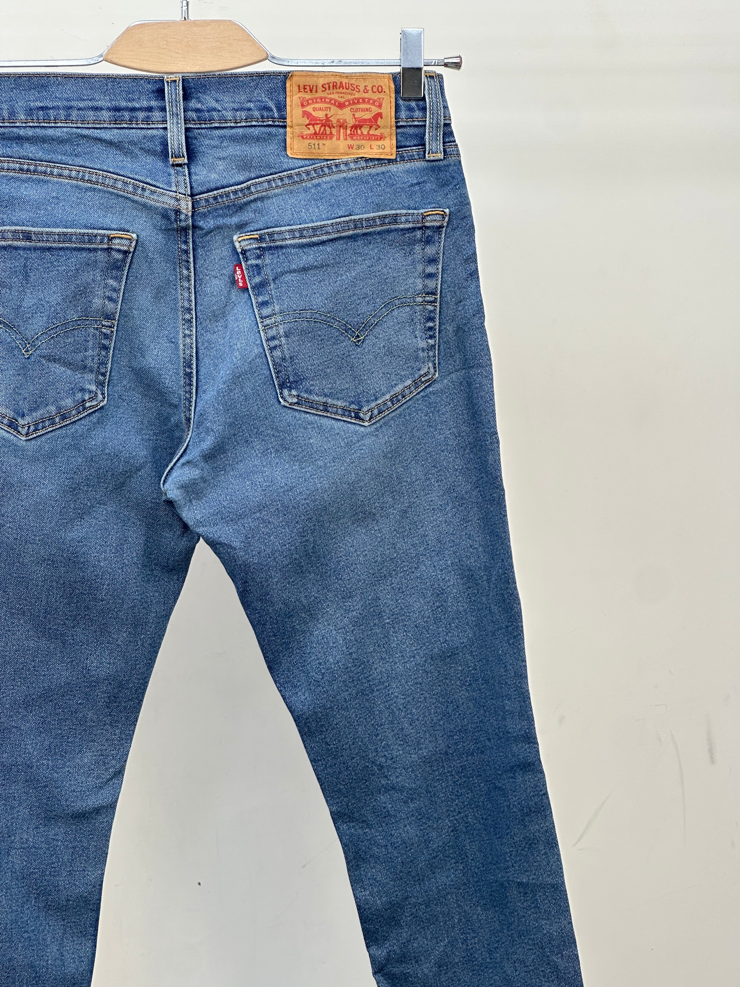 LEVI'S 511 SLIM FIT TAGLIA: 44 ITA = W30 L30
