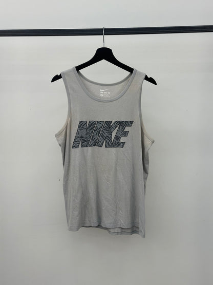 T-SHIRT NIKE TAGLIA : M