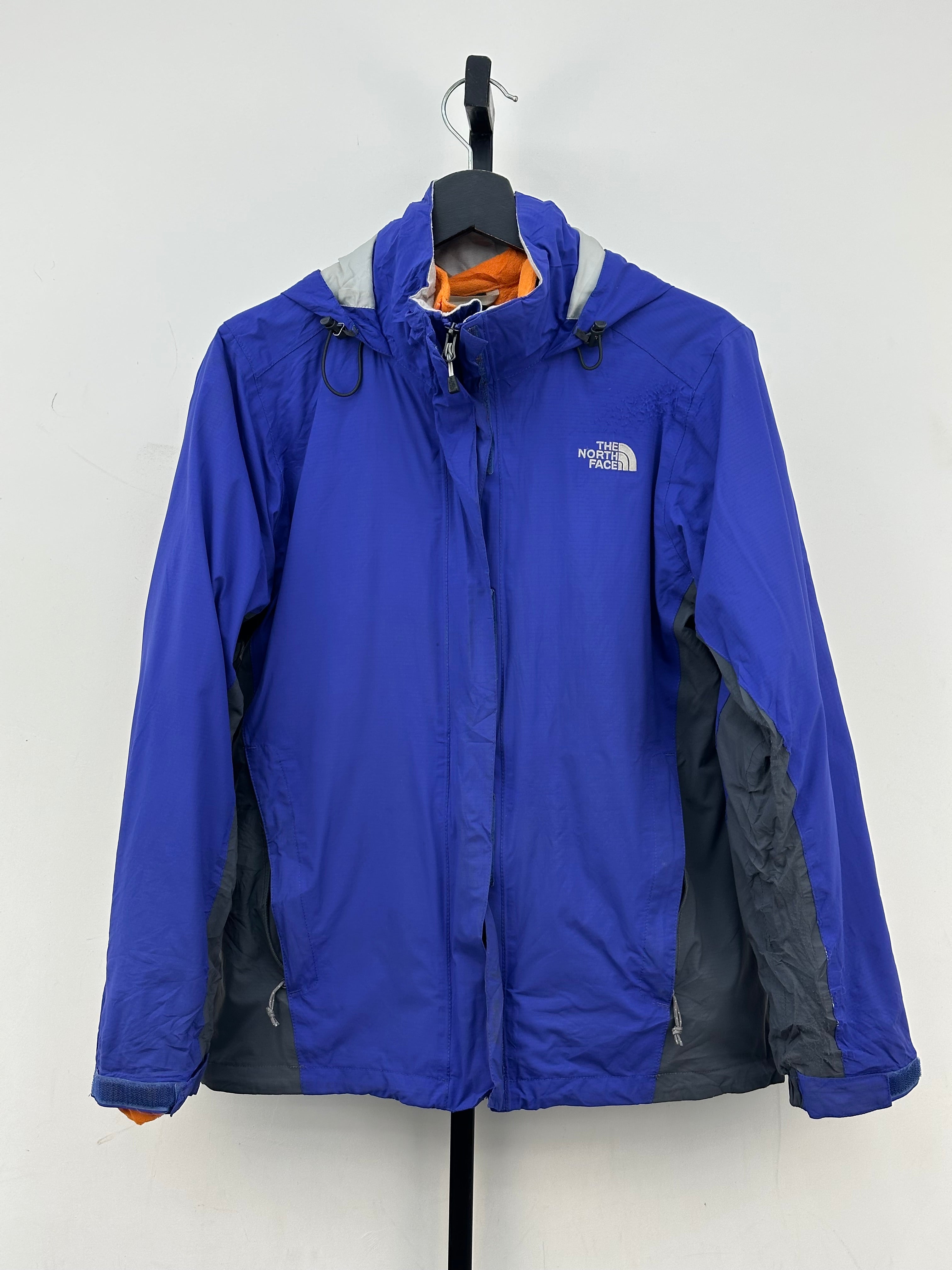 THE NORTH FACE SWEATSHIRT