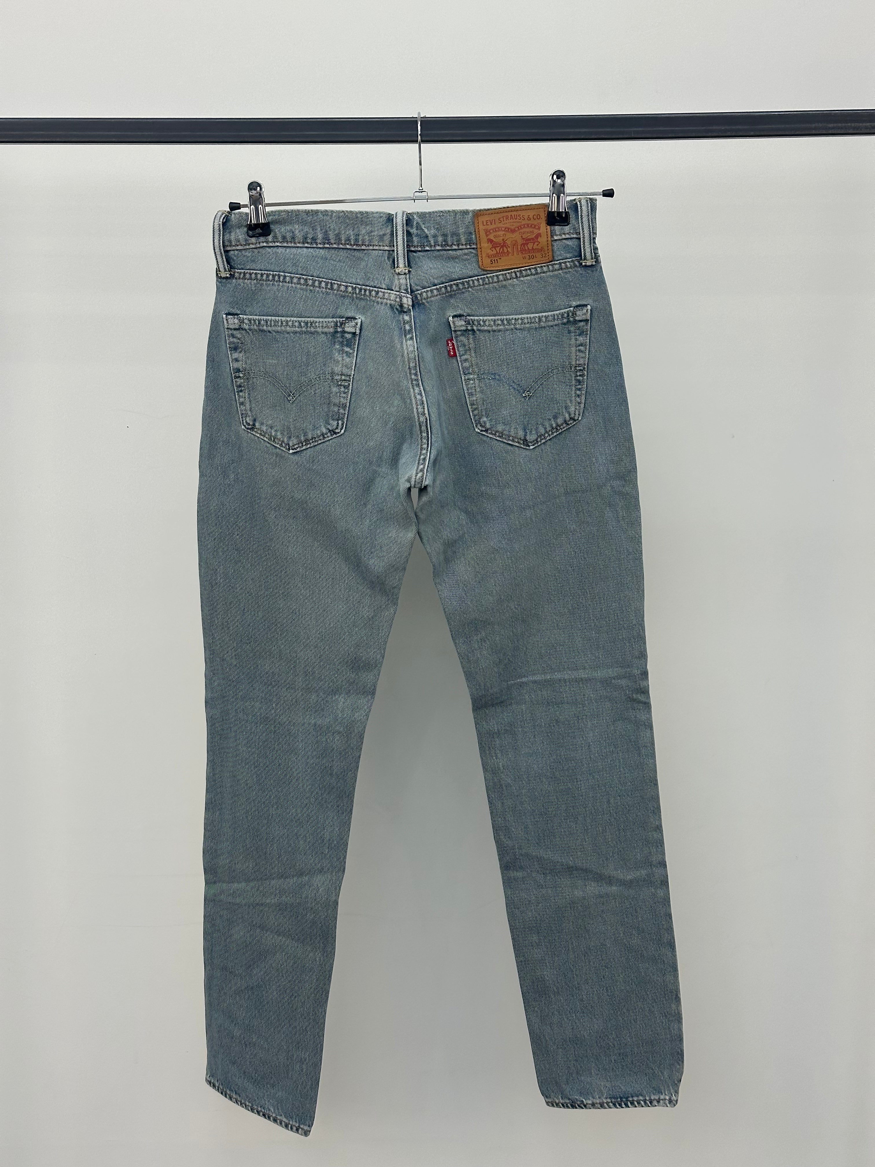 LEVI'S 511 : 44 ITA = W30 L32