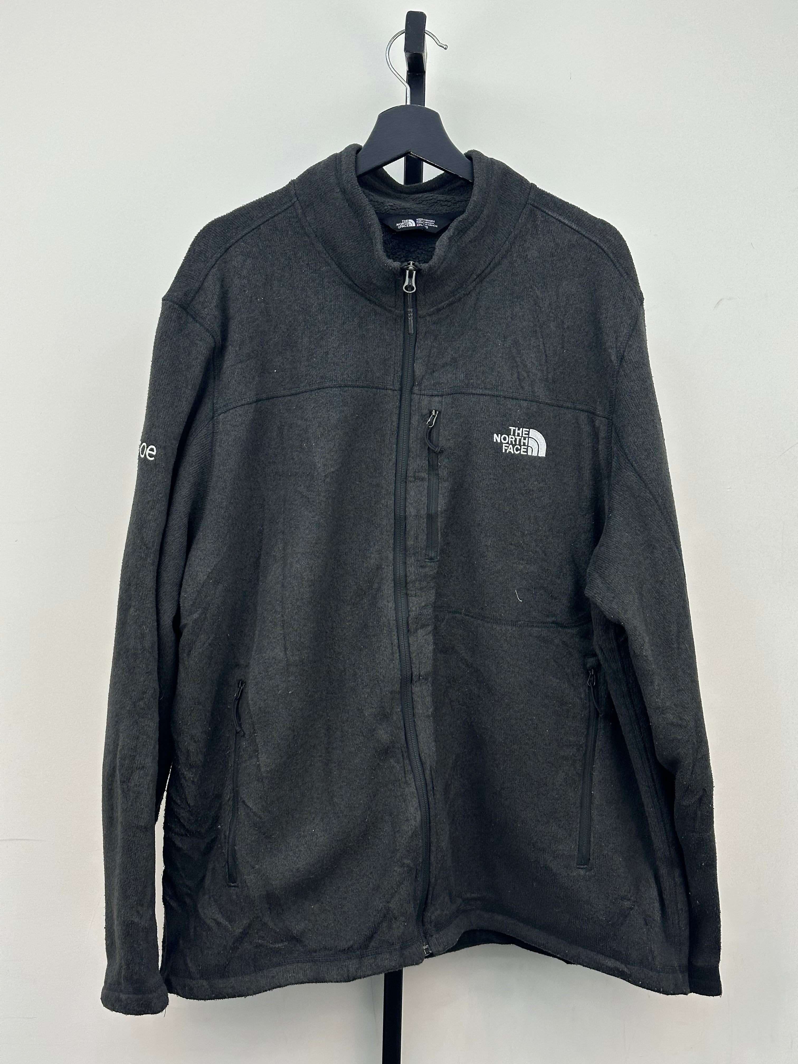 THE NORTH FACE SWEATSHIRT
