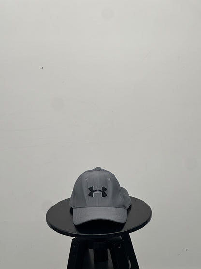 CAPPELLO UNDER ARMOUR : S/M