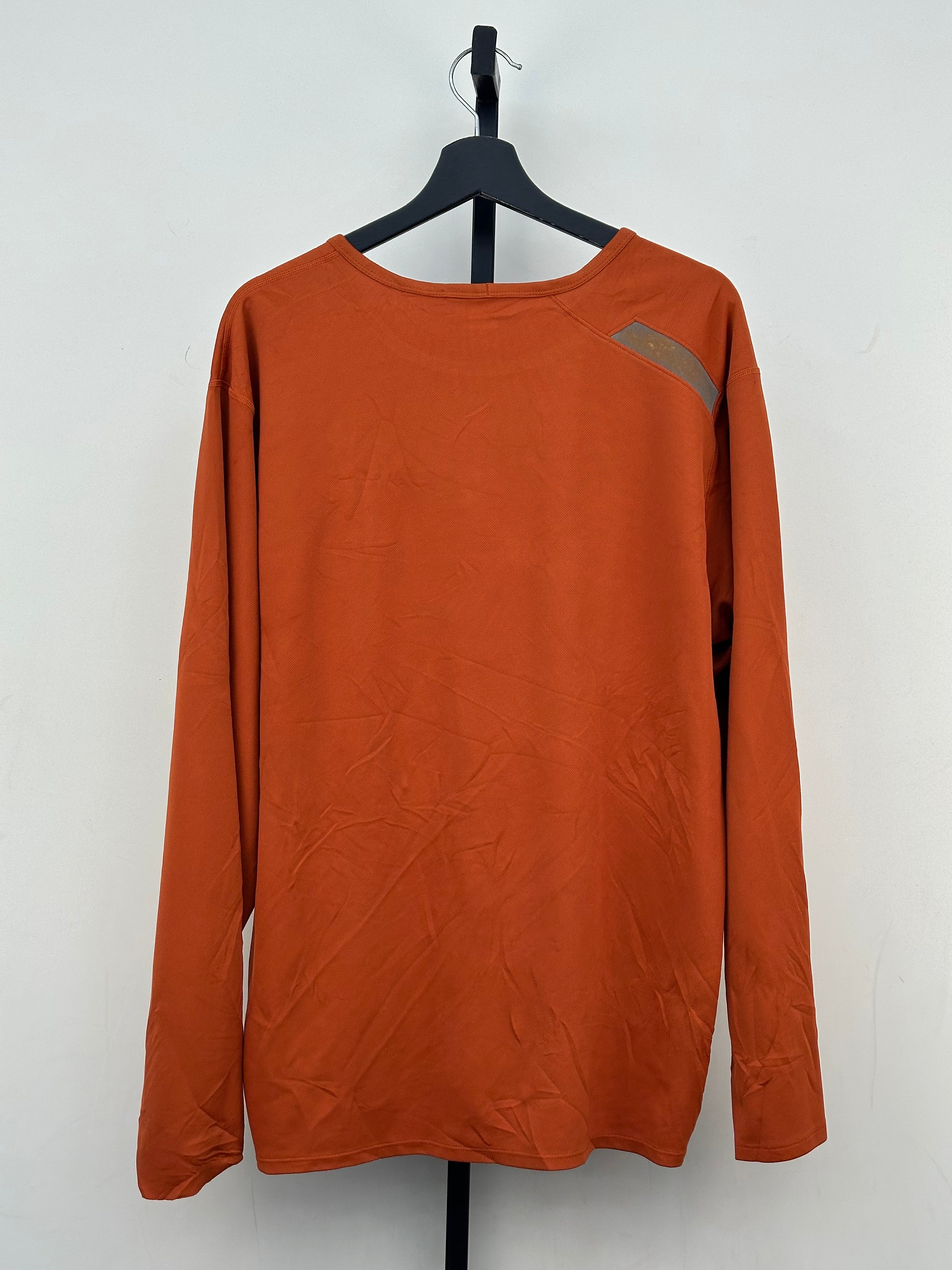 THE NORTH FACE SWEATSHIRT