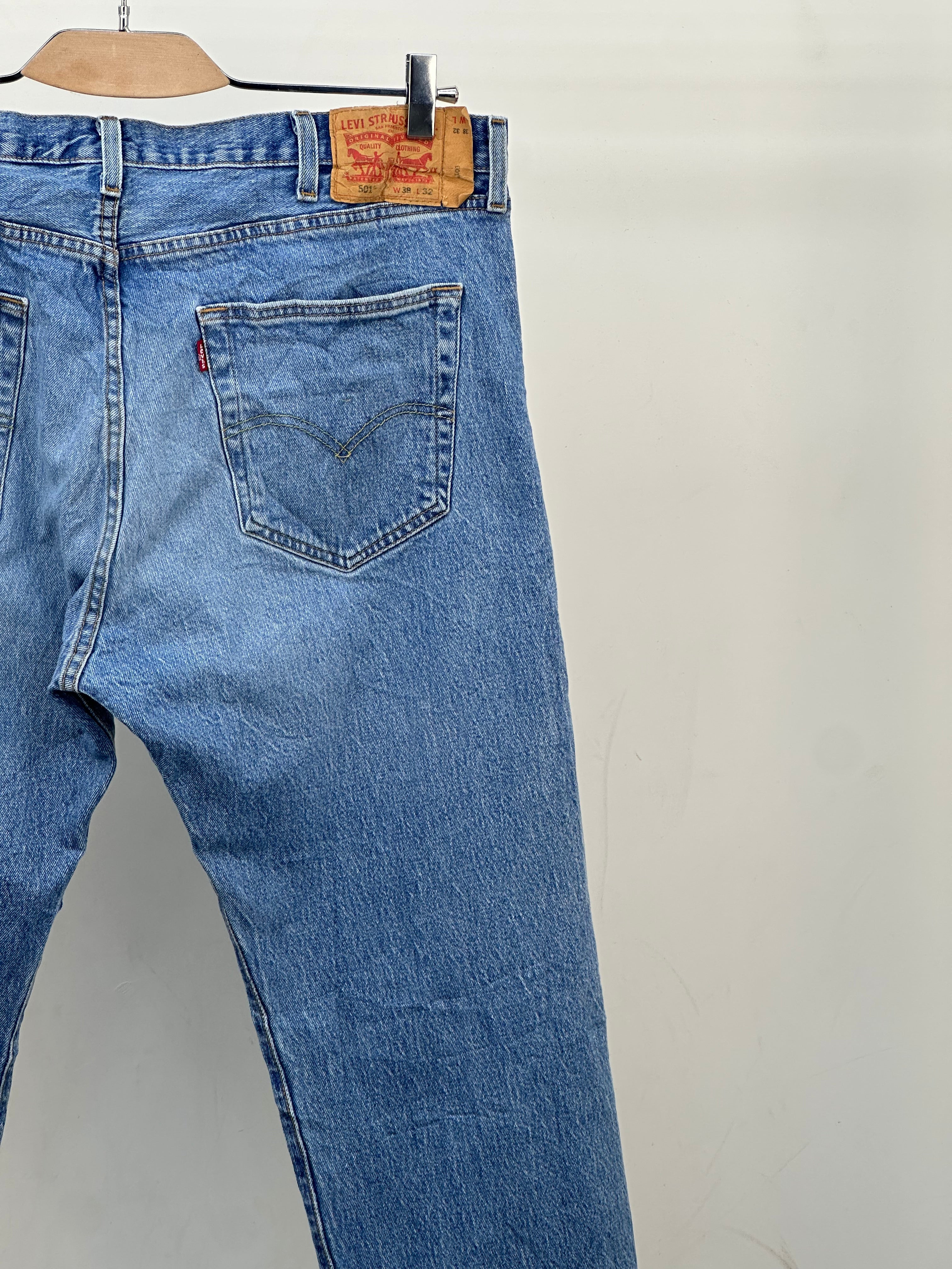 LEVI'S 501 REGULAR FIT TAGLIA: 52 ITA = W38 L32