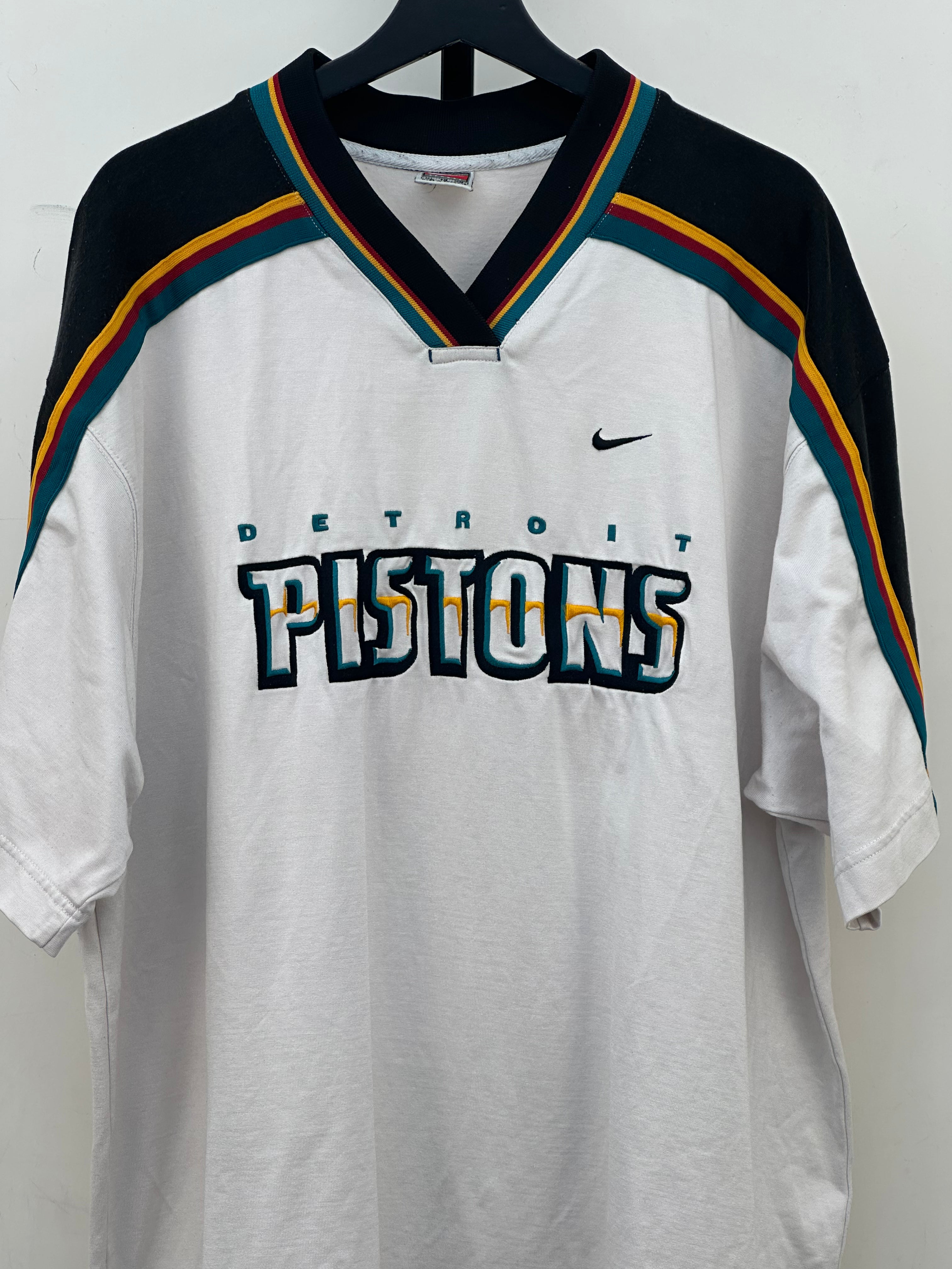 T-SHIRT NBA NIKE PISTONS : XL
